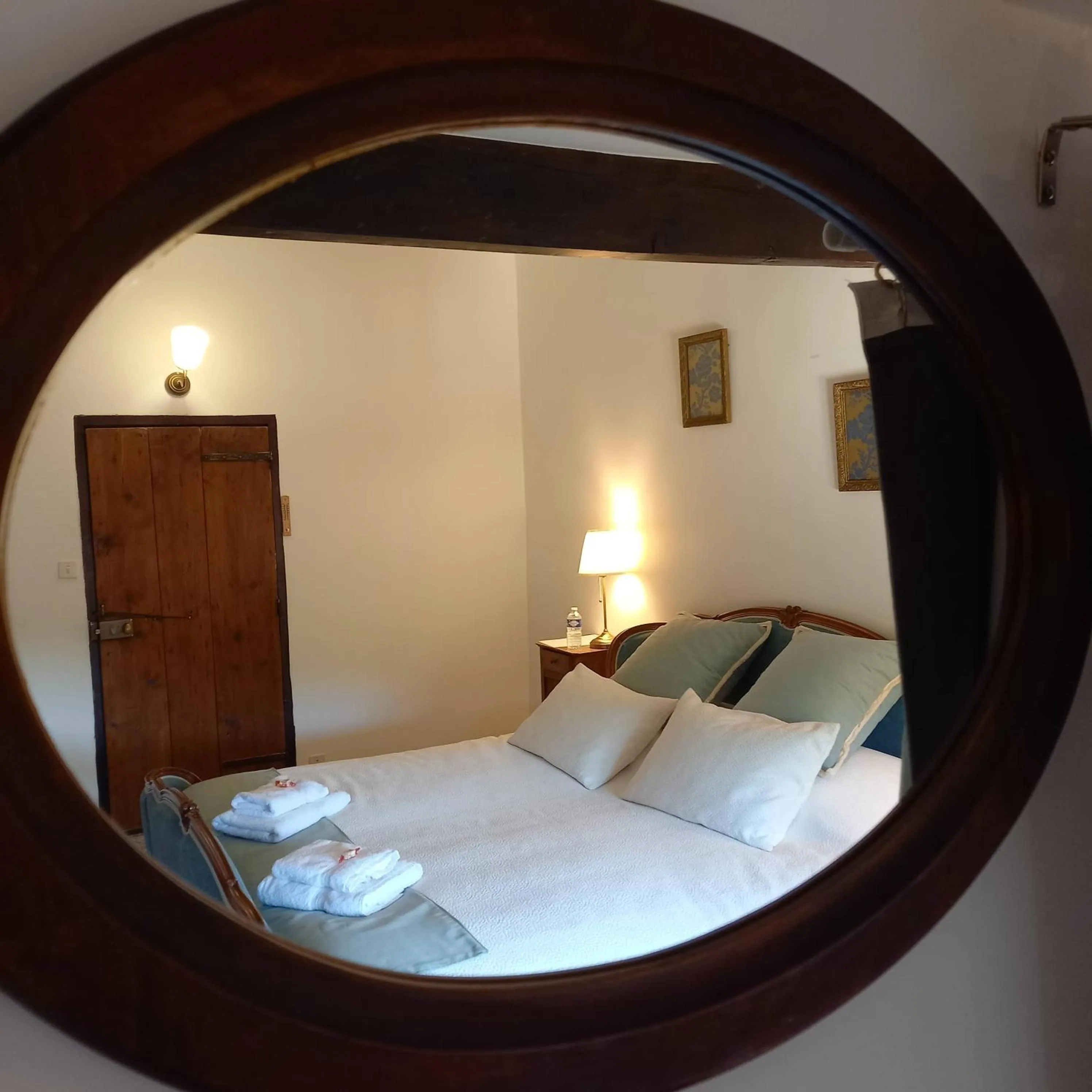 Bed in Maison d'hôtes Payan Champier