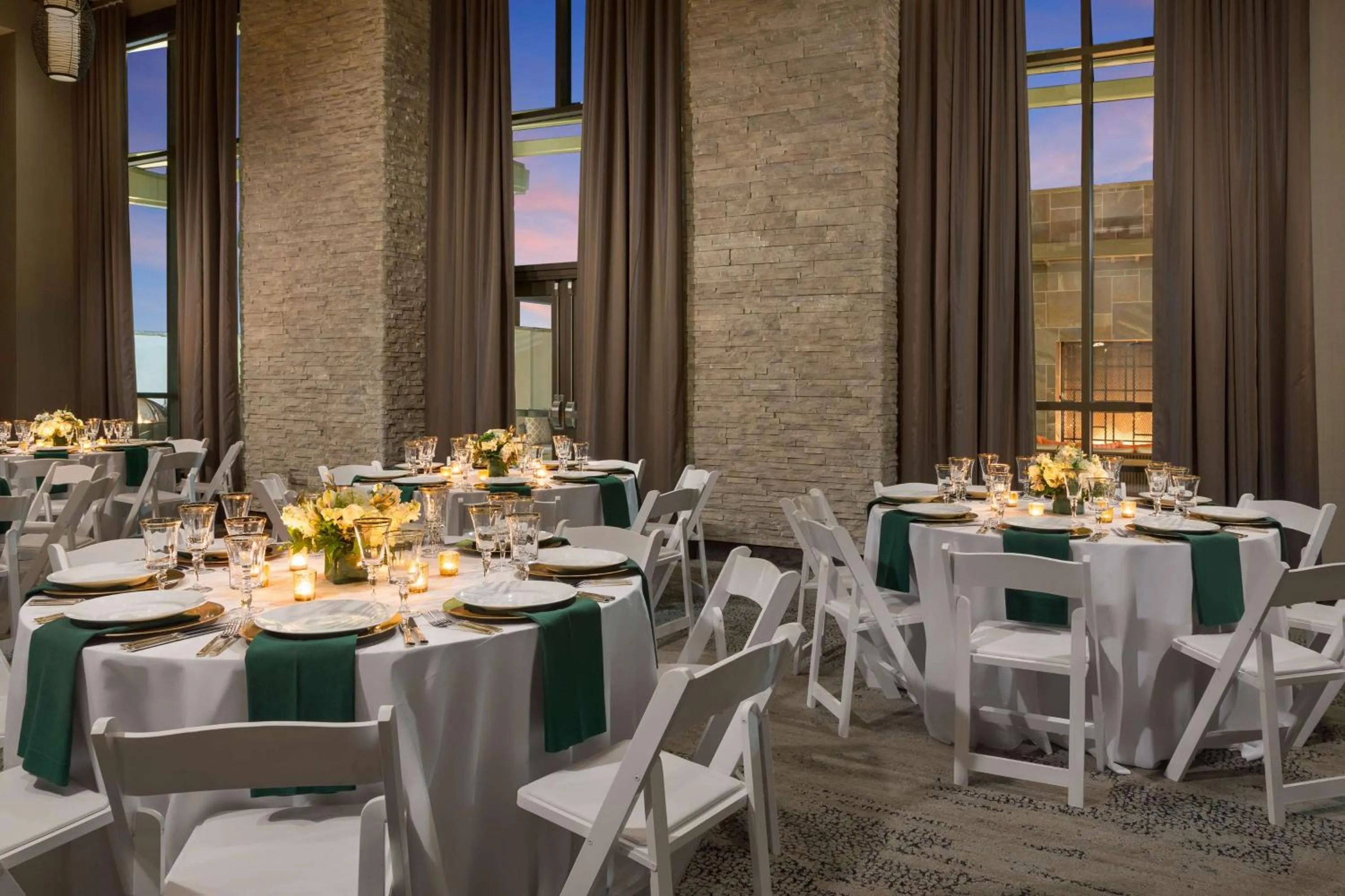 Meeting/conference room in Hampton Inn & Suites - Napa, CA