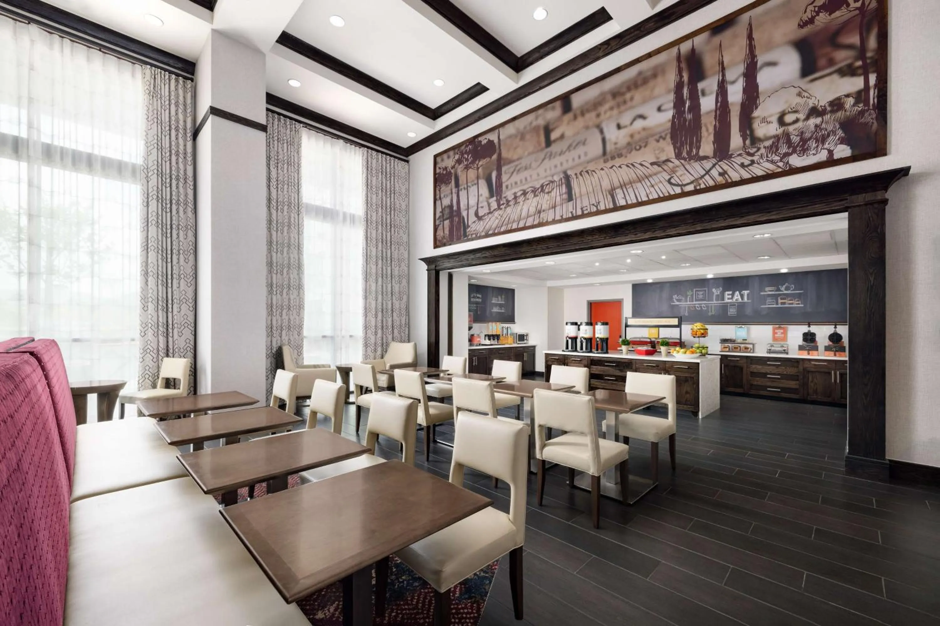 Breakfast in Hampton Inn & Suites - Napa, CA