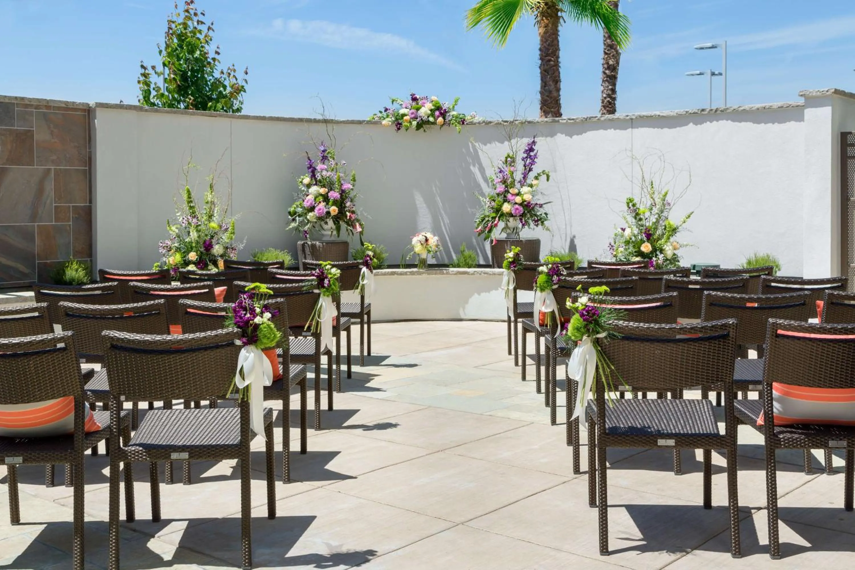 Patio in Hampton Inn & Suites - Napa, CA