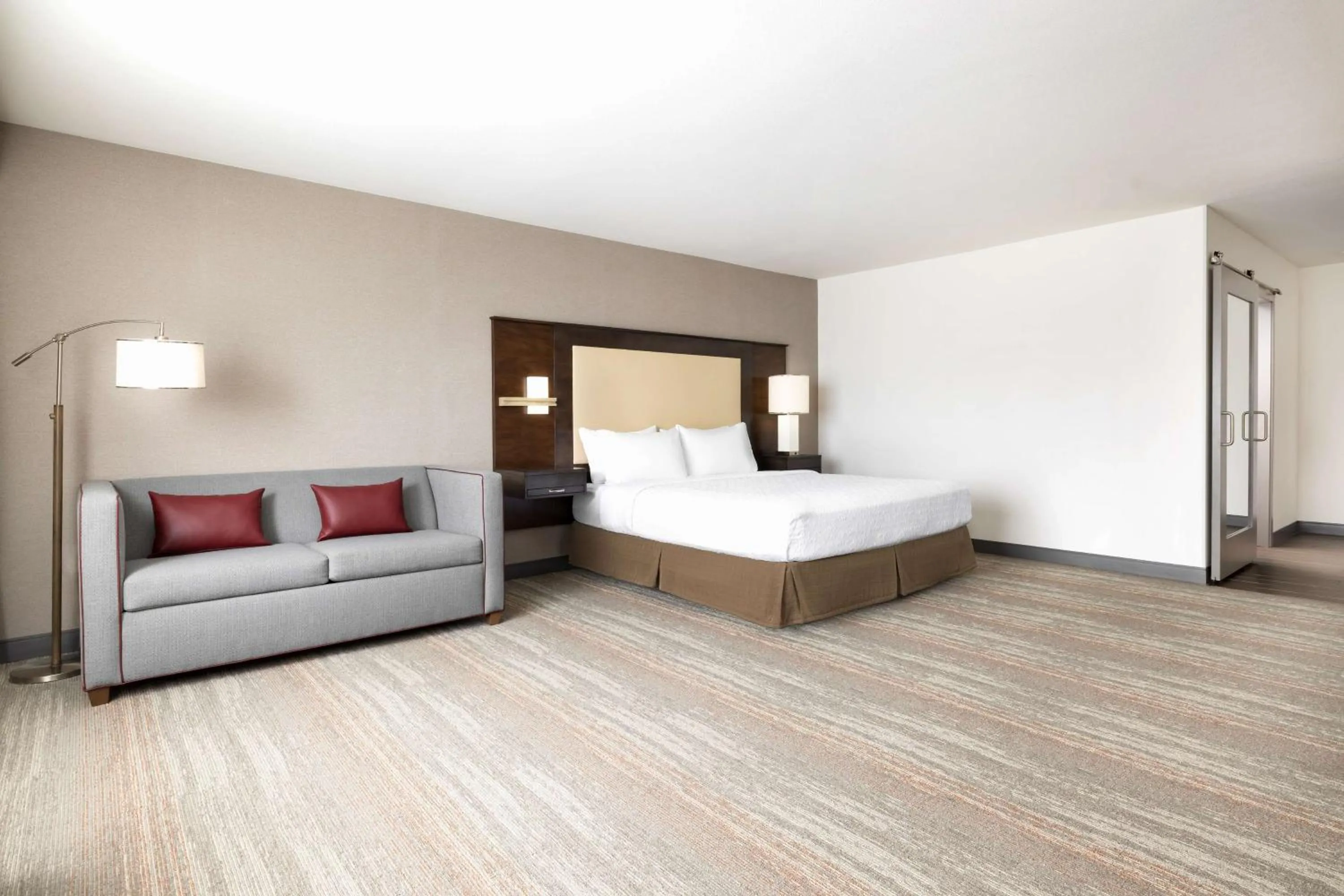 Living room, Bed in Hampton Inn & Suites - Napa, CA