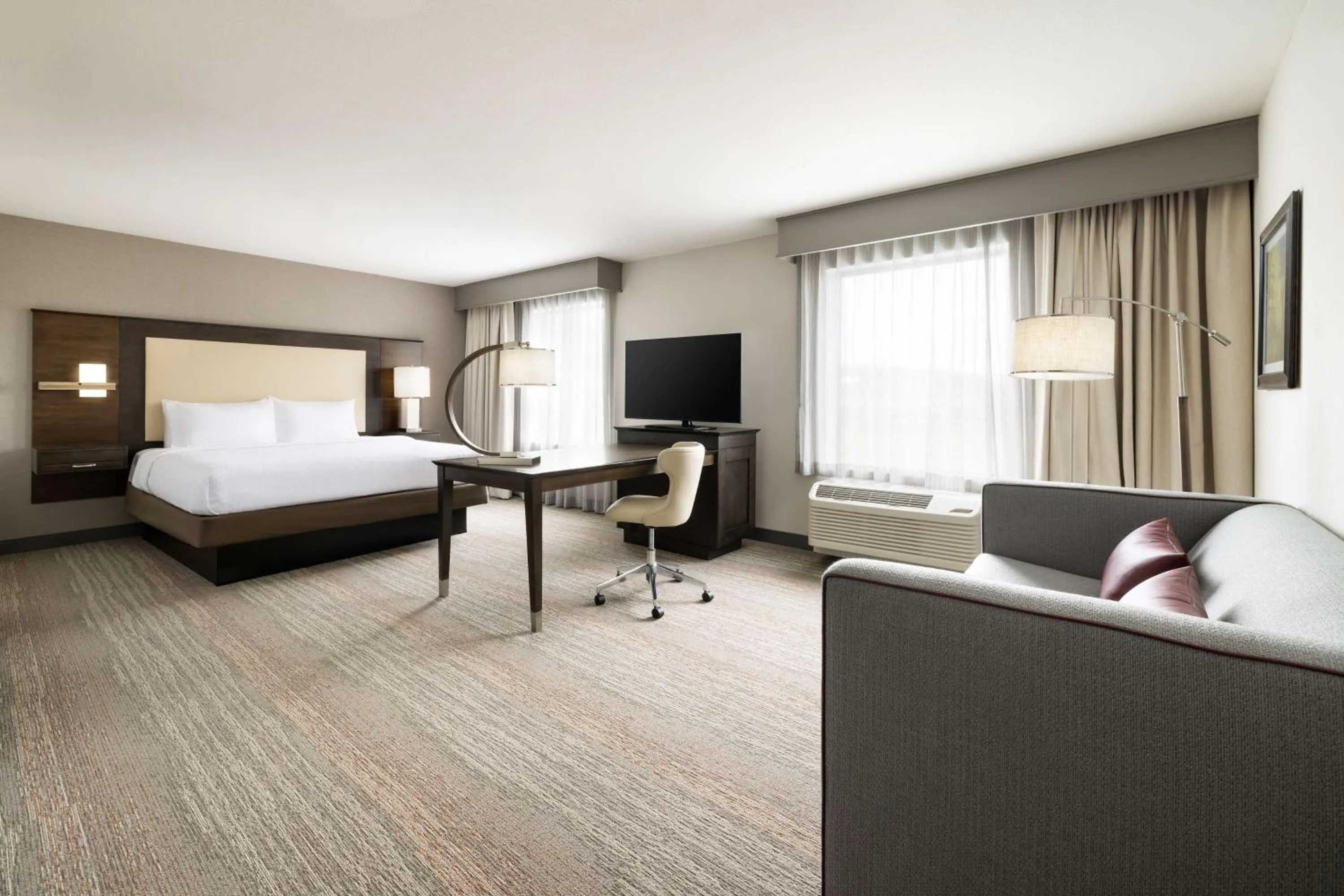 Bedroom, Bed in Hampton Inn & Suites - Napa, CA