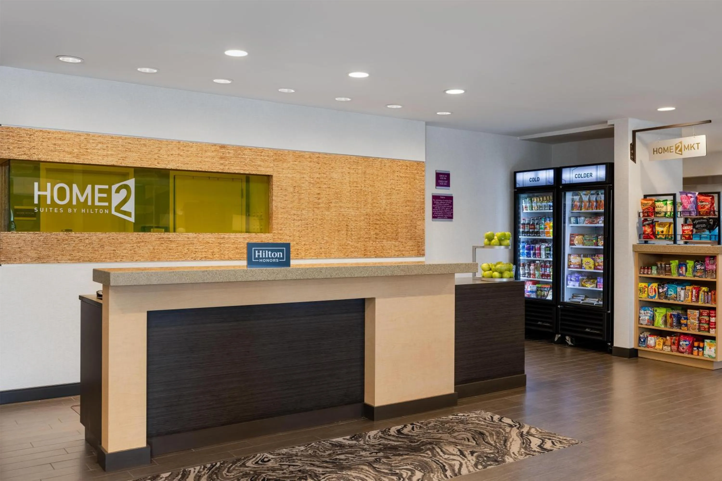 Lobby or reception in Home2 Suites by Hilton Milwaukee Brookfield