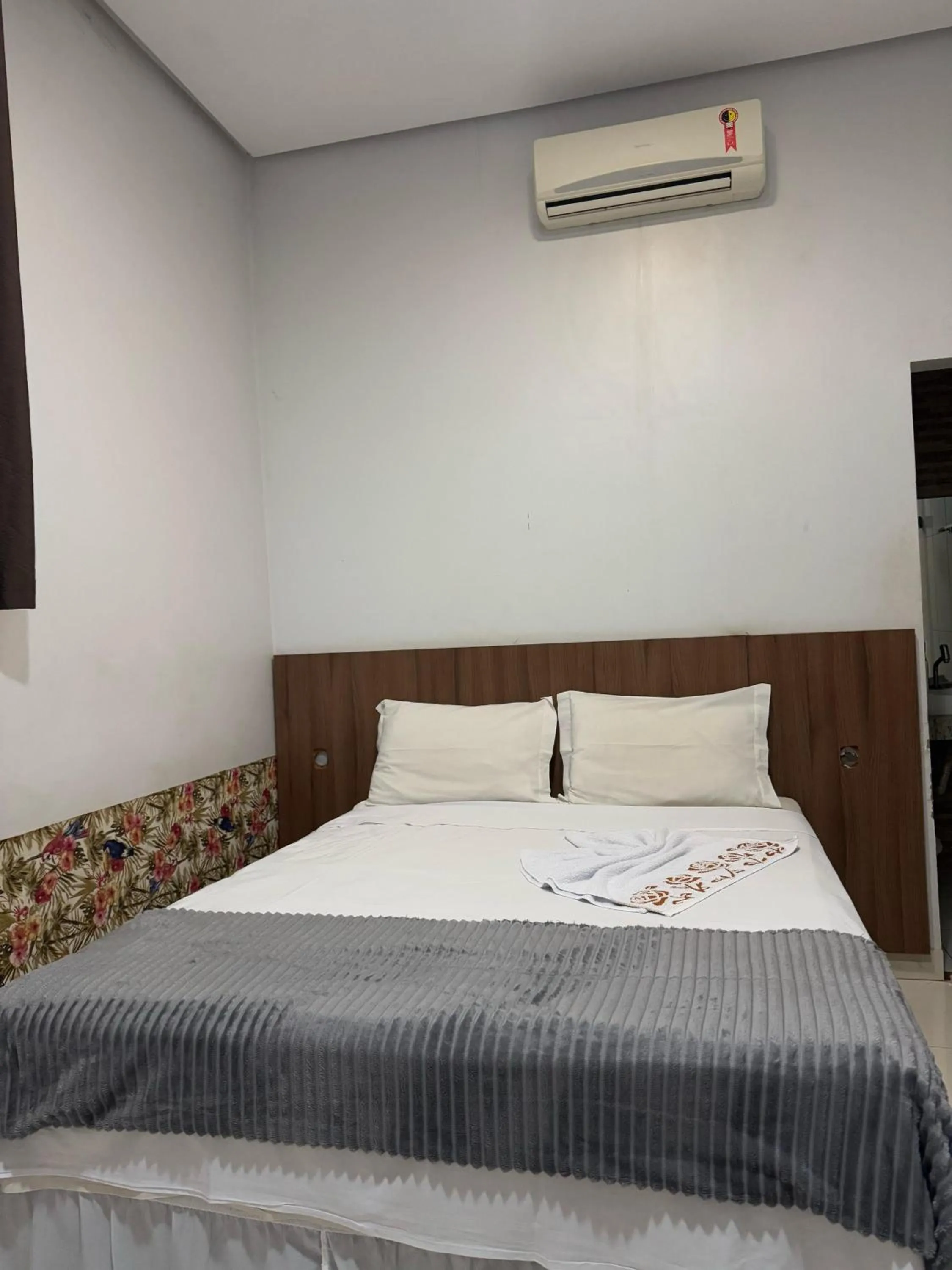 Bedroom, Bed in Big Hotel