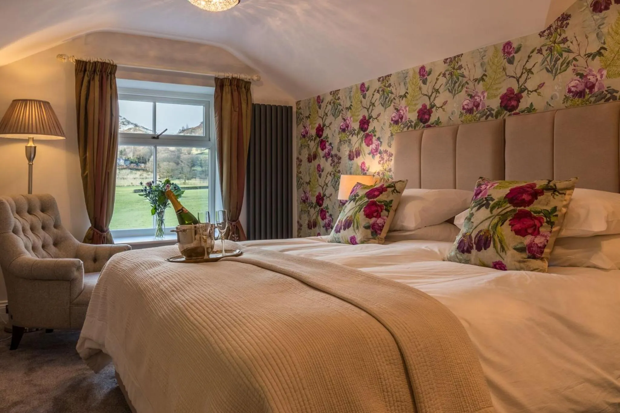 Bed in Raise View House