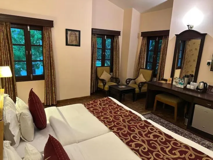 Bedroom, Bed in Amantra Shilpi Resort & Spa Udaipur