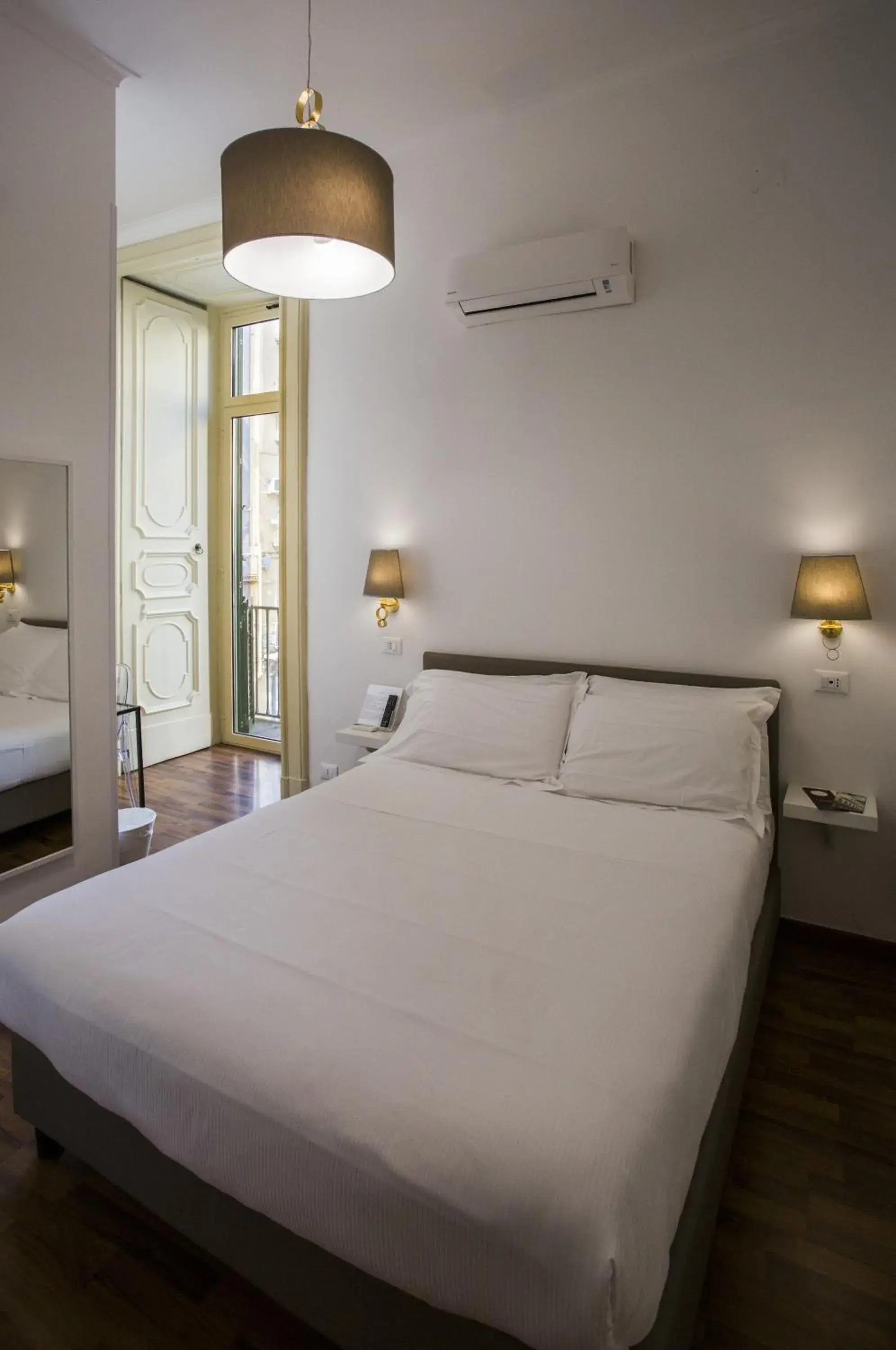 Bed in Napoli Class Bed in Napoli Class