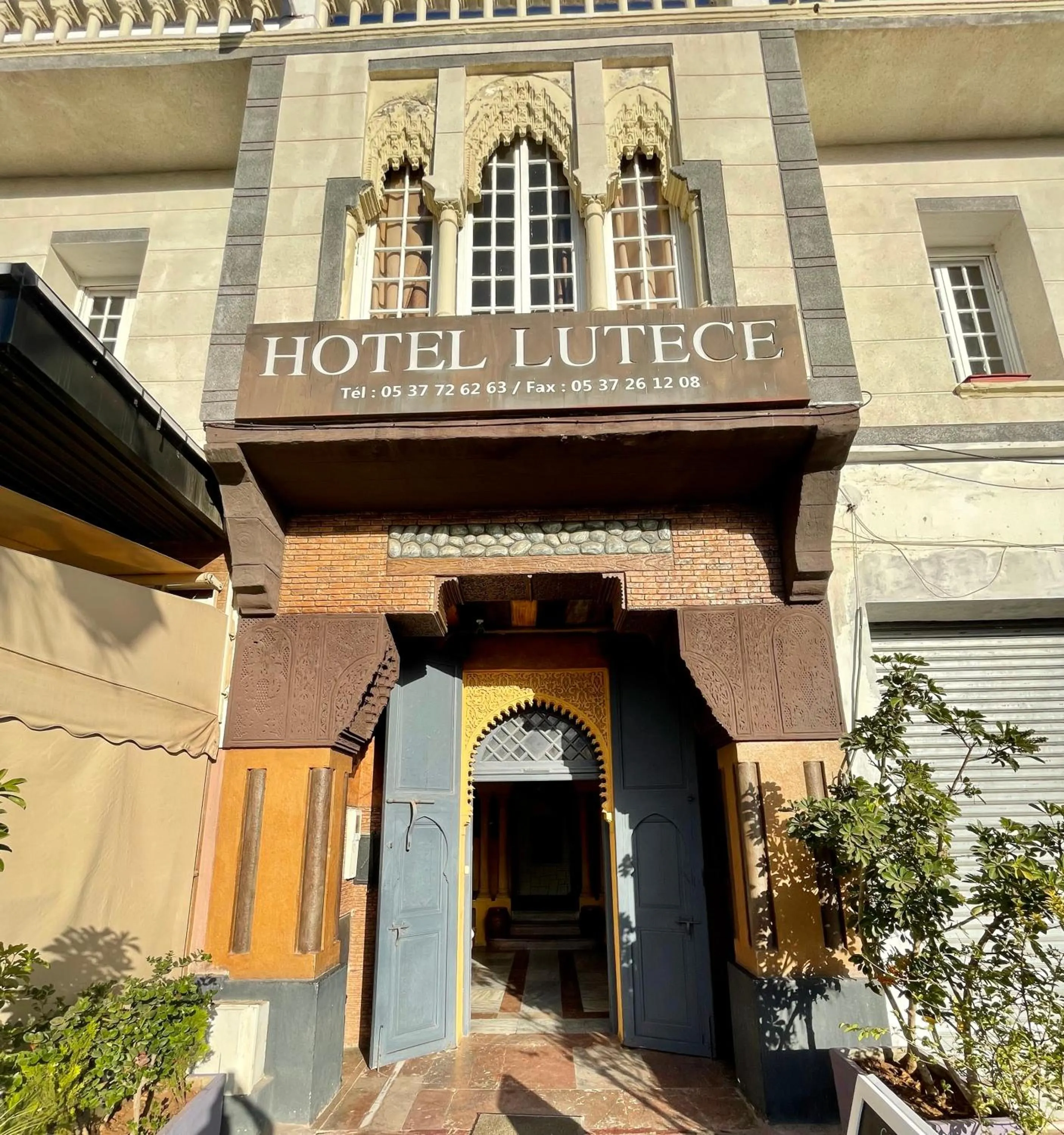 Facade/entrance in Hotel Lutece