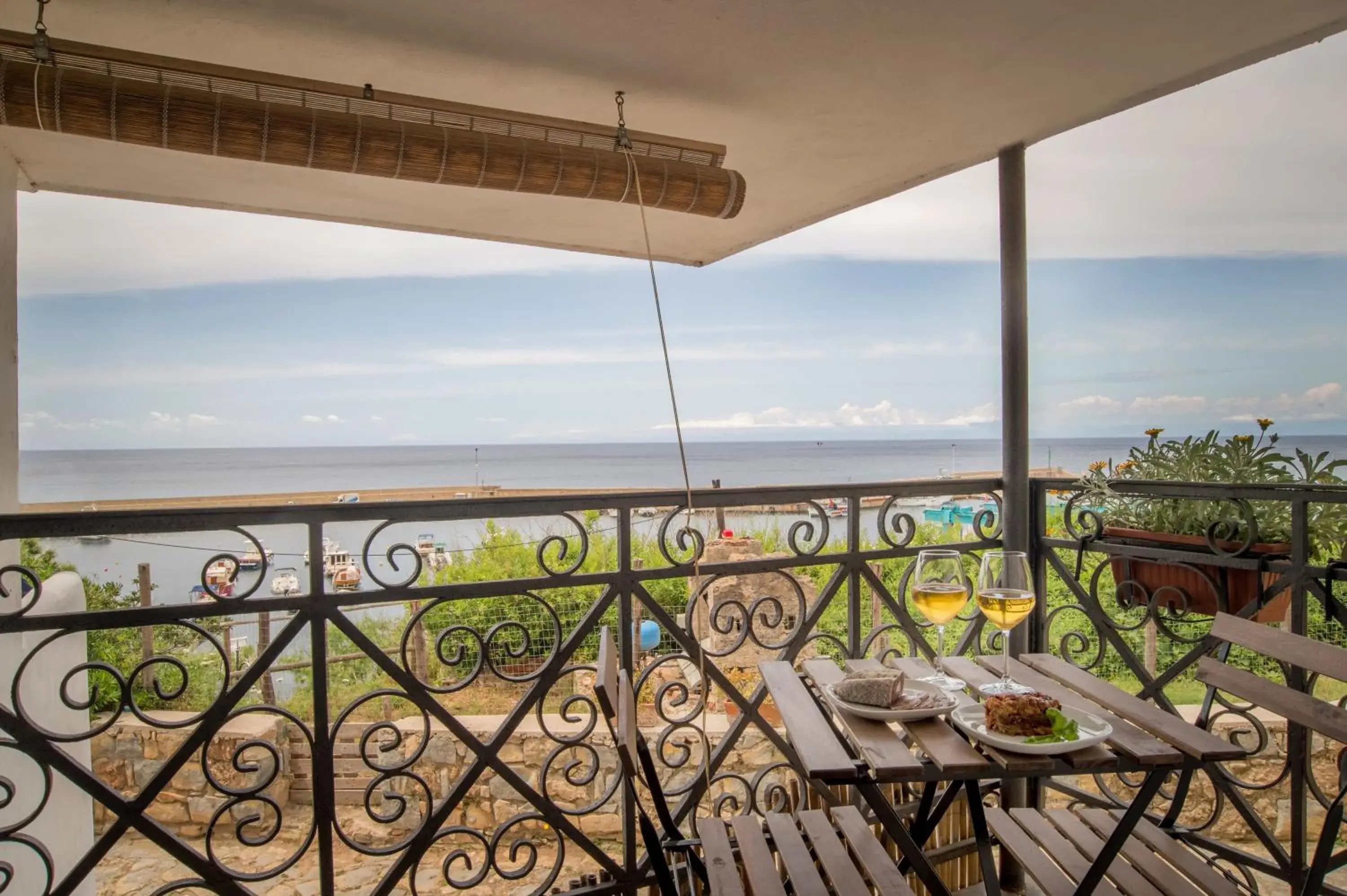 Studio with Balcony - single occupancy in Domus Sirenae Studio with Balcony - single occupancy in Domus Sirenae