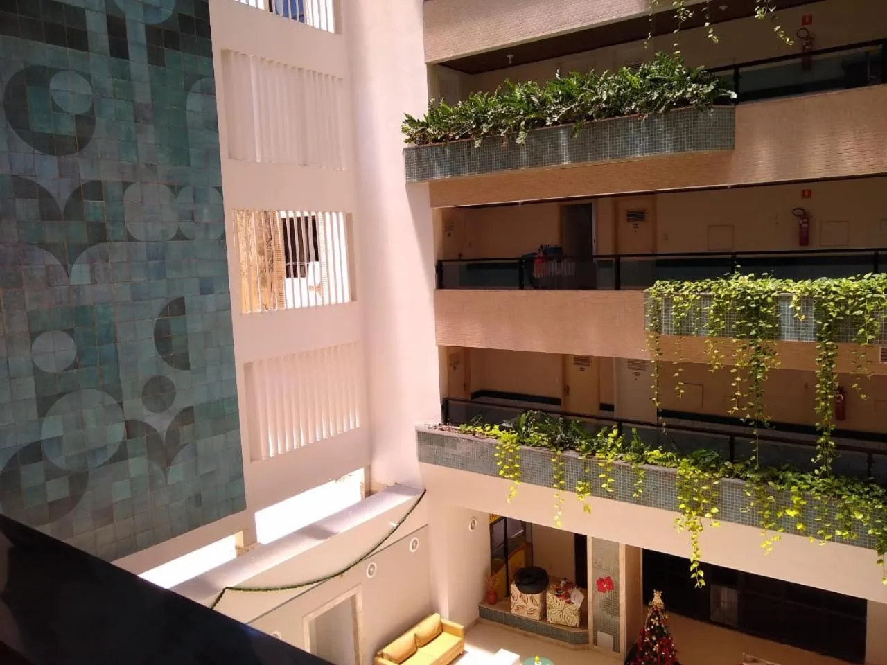 Property building in Farol Barra Flat 202