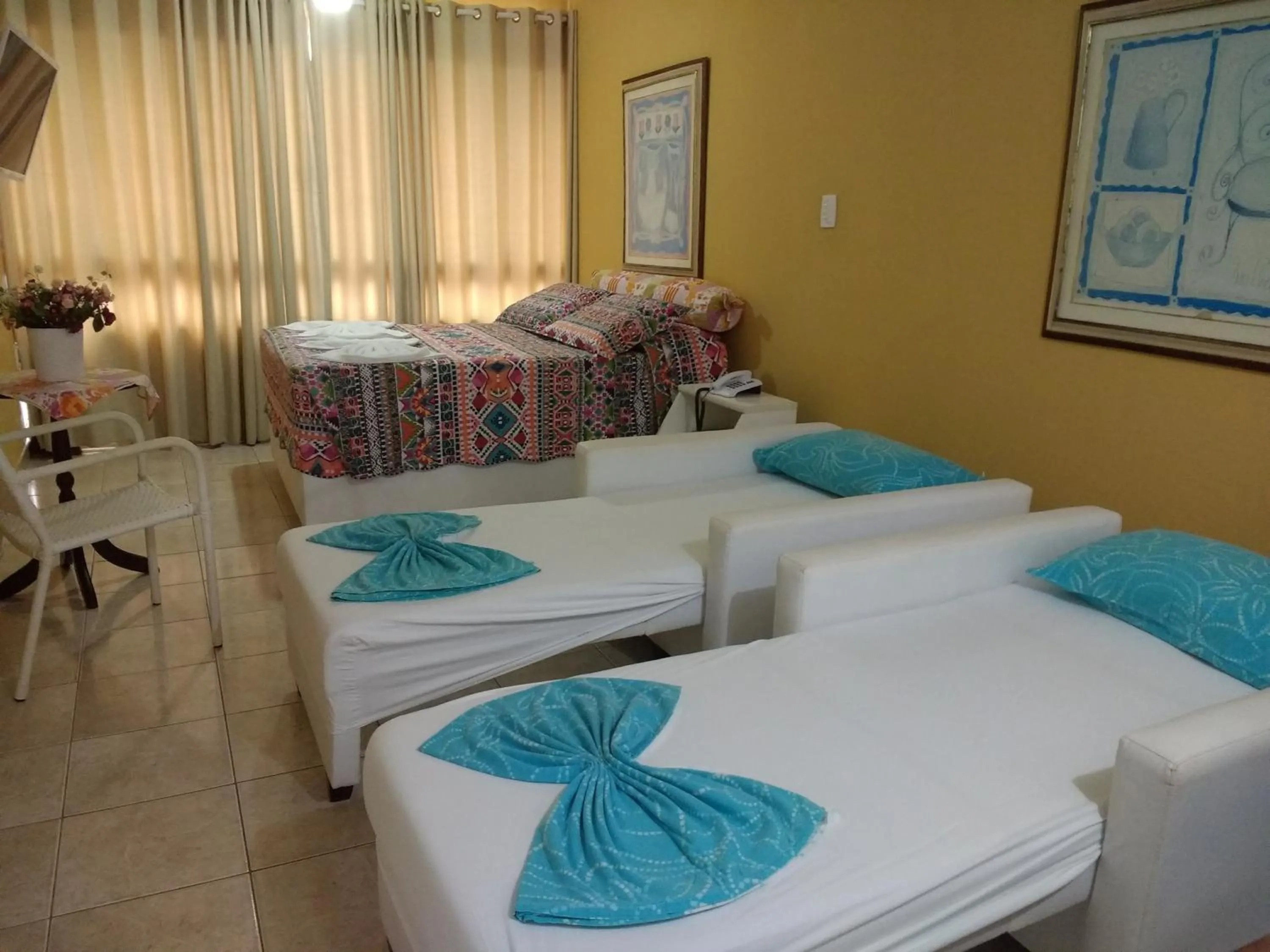 Bed in Farol Barra Flat 202