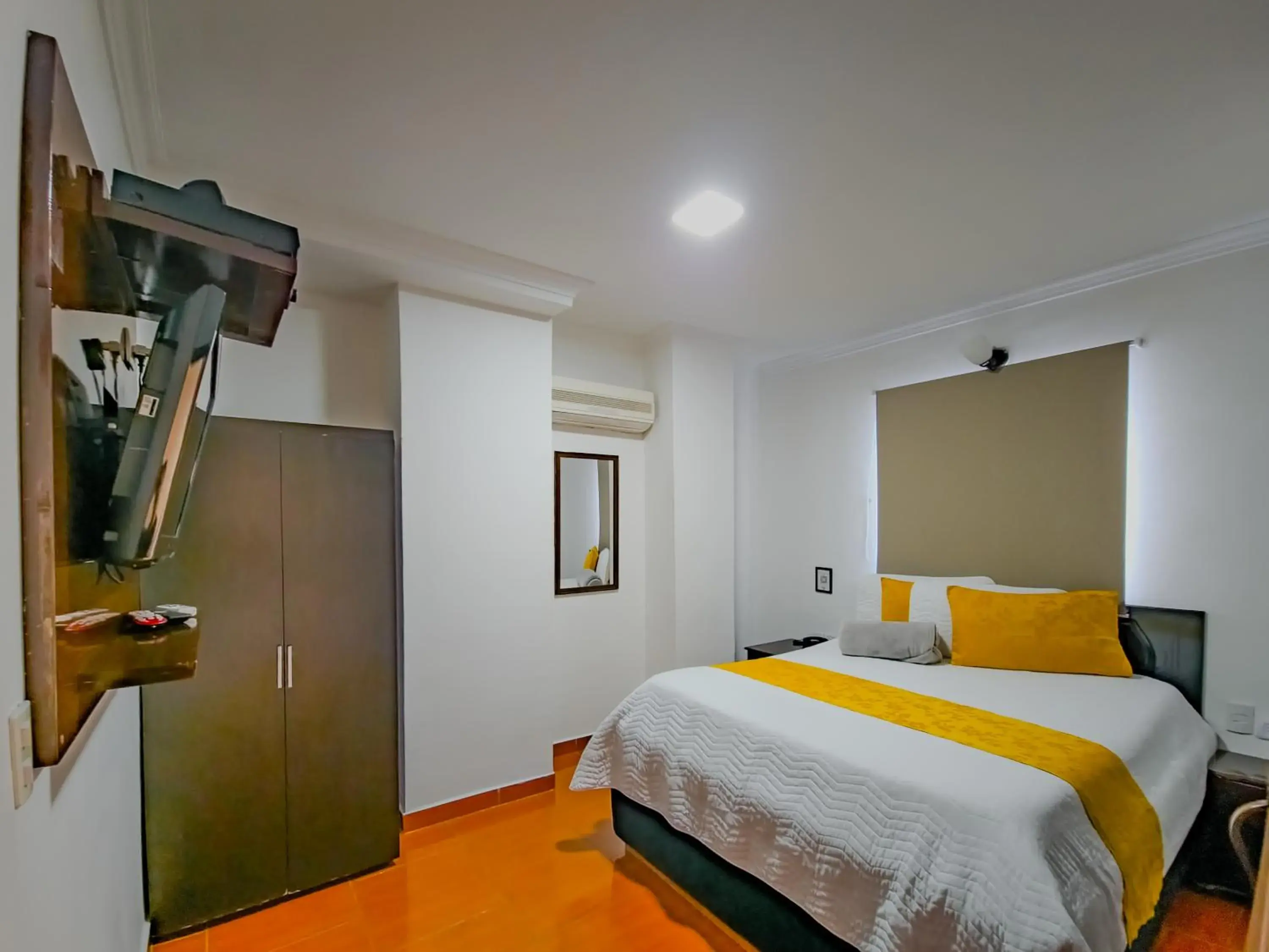 Bed in Hotel Avenida 3 Real en el norte de Cali Bed in Hotel Avenida 3 Real en el norte de Cali