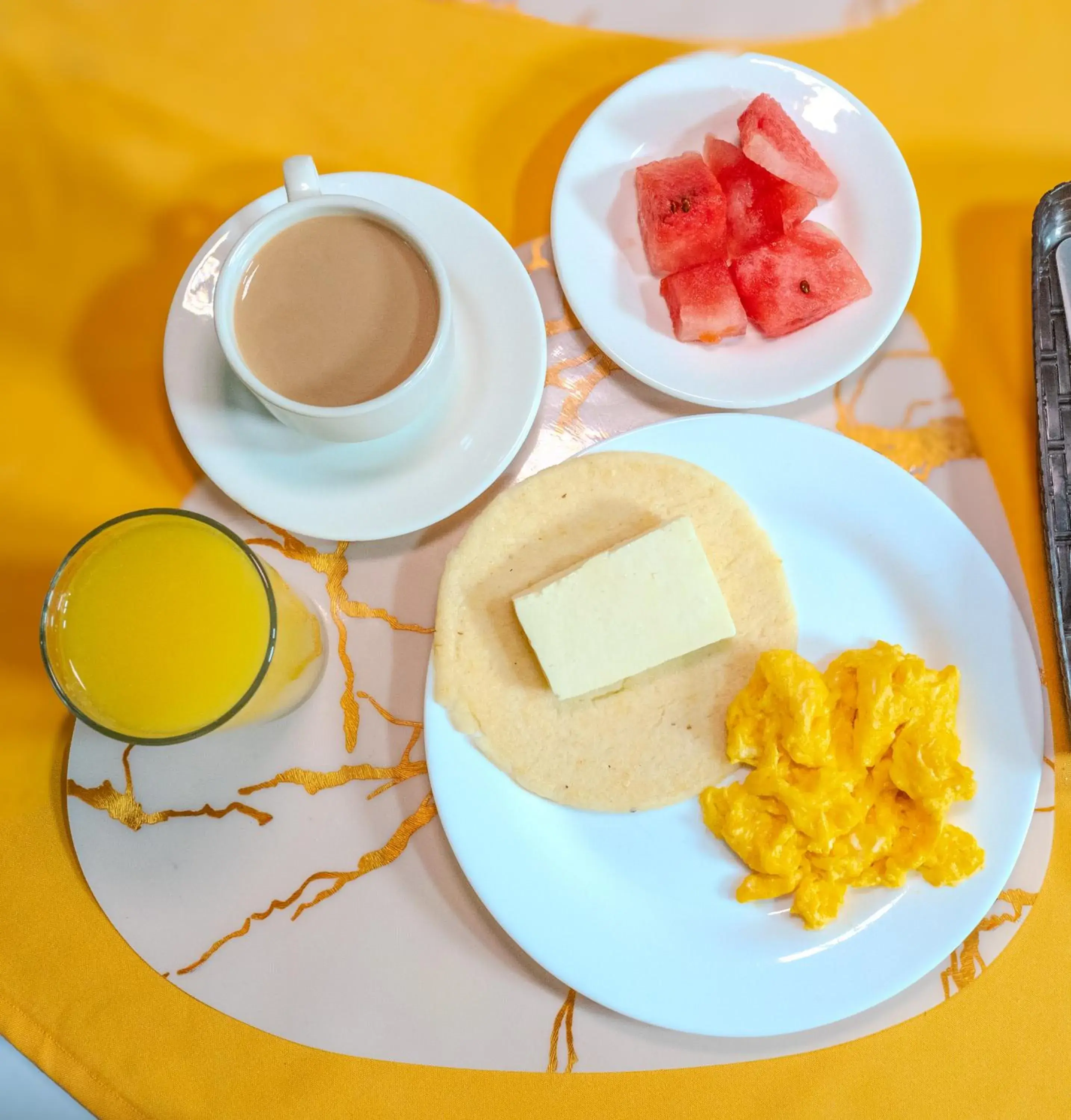 Breakfast in Hotel Avenida 3 Real en el norte de Cali Breakfast in Hotel Avenida 3 Real en el norte de Cali