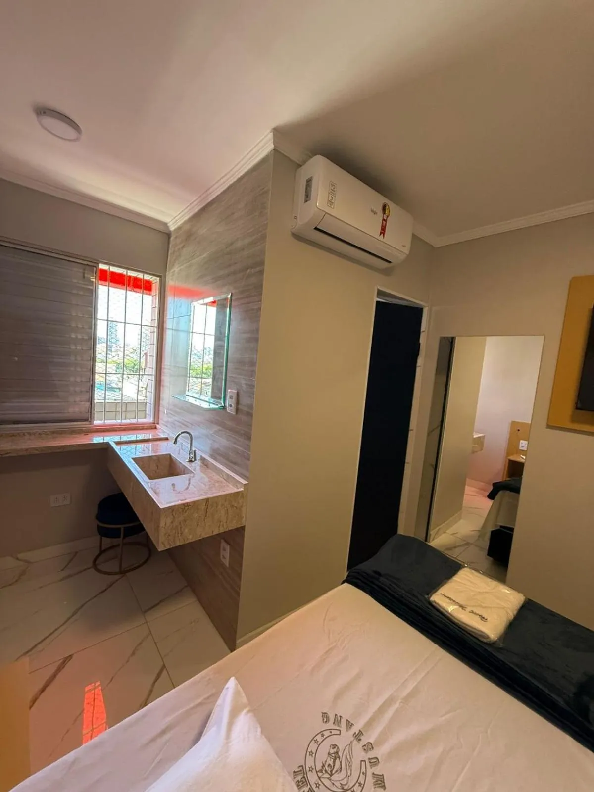 Bedroom, Bed in Hotel Mustang