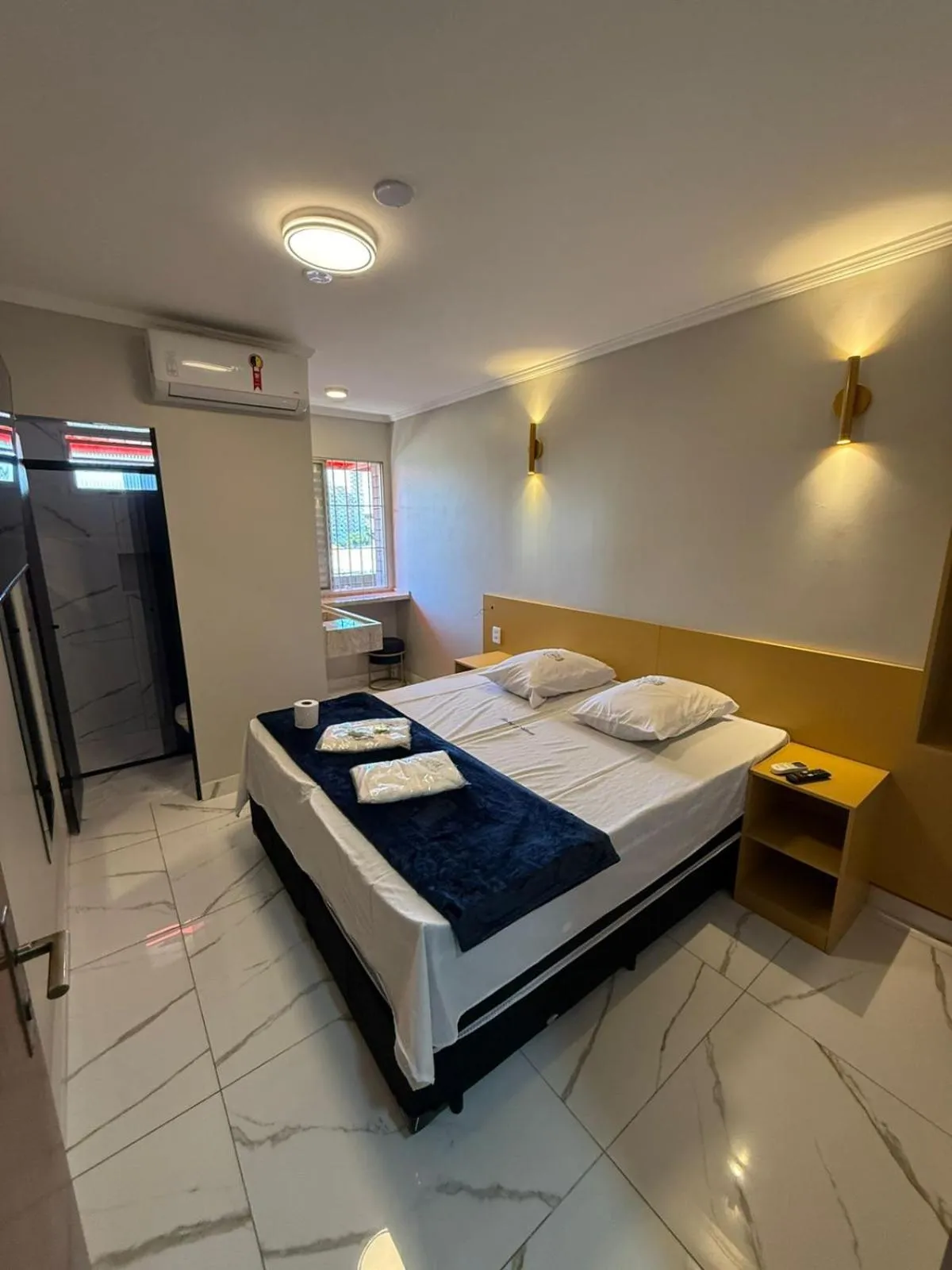 Bedroom, Bed in Hotel Mustang