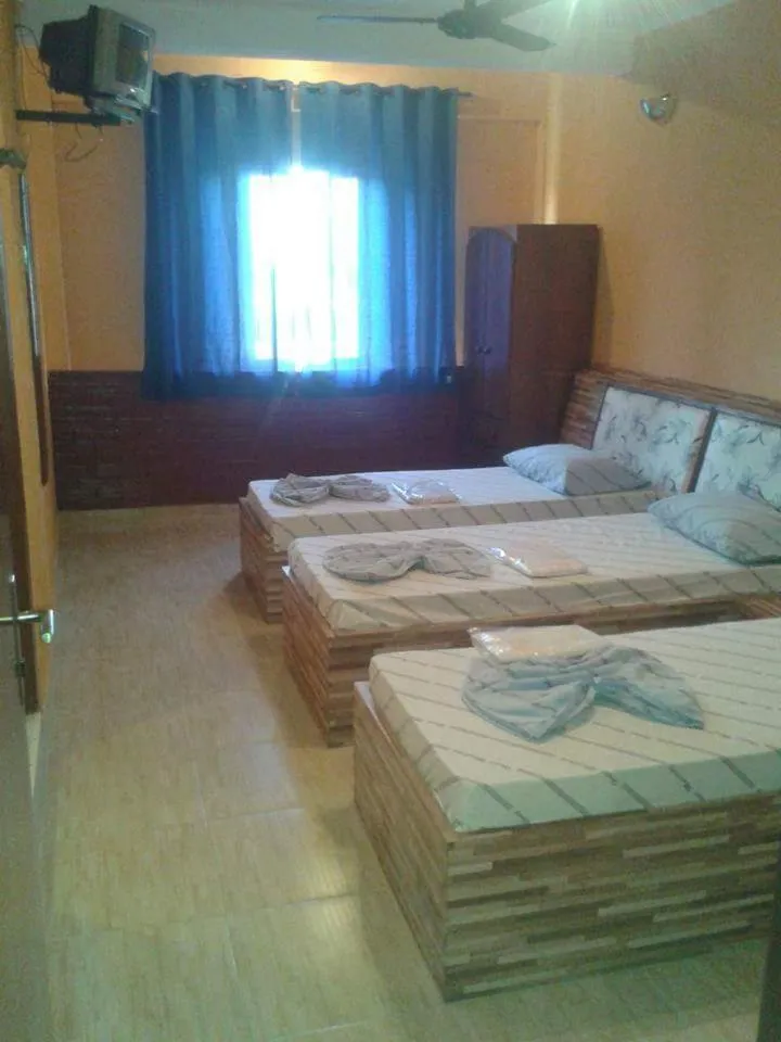 Photo of the whole room, Bed in Hotel Mustang
