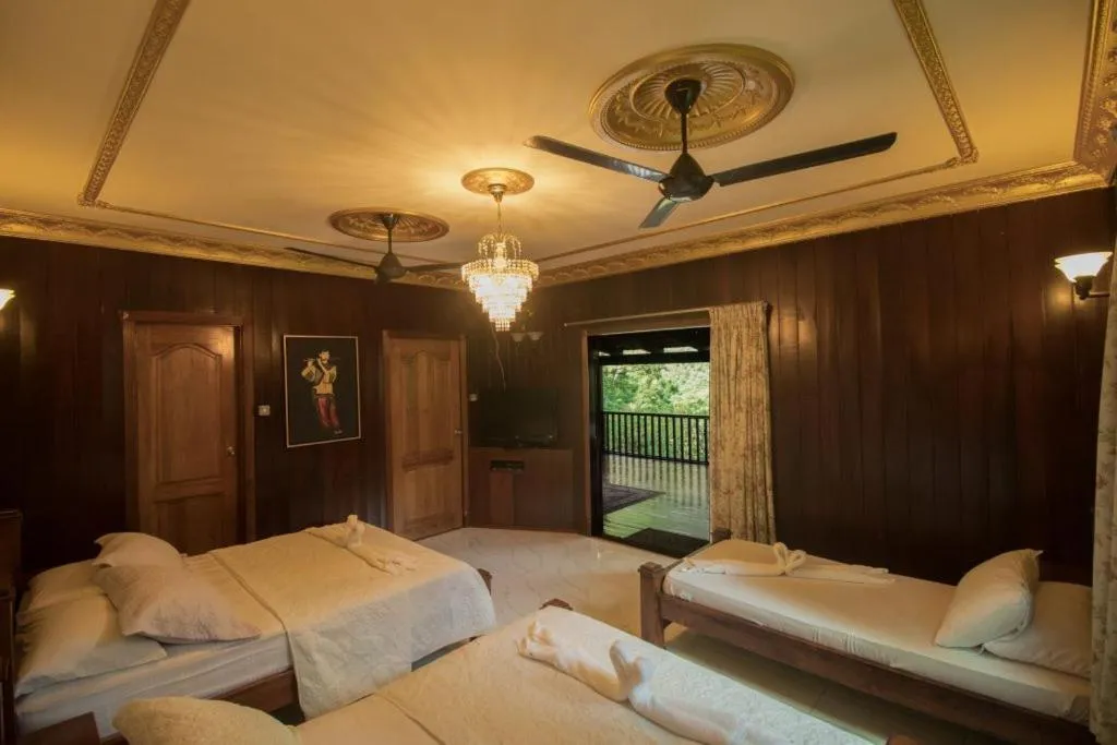 Living room, Bed in De Serenity - Exclusive Jungle Retreat