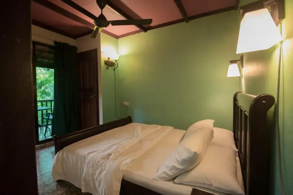 Bedroom, Bed in De Serenity - Exclusive Jungle Retreat Bedroom, Bed in De Serenity - Exclusive Jungle Retreat