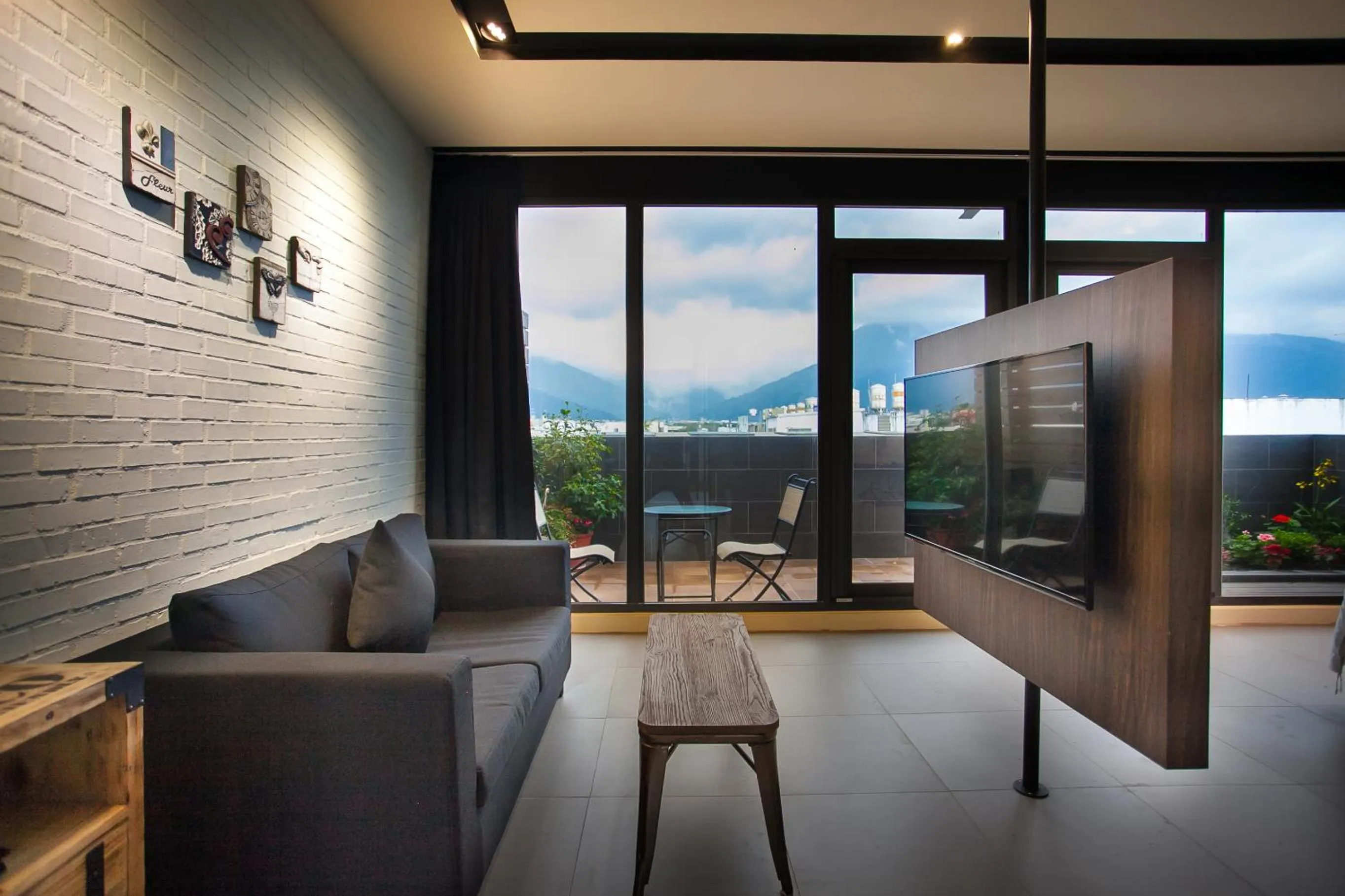 Garden in ManMan B&B