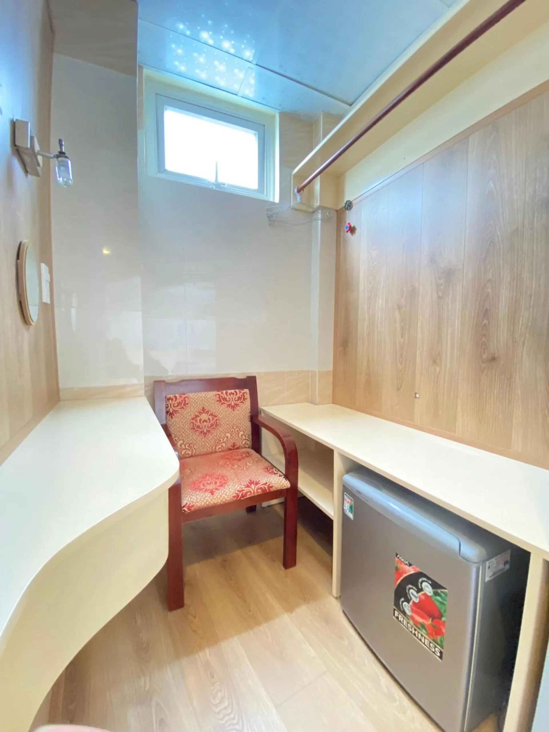 Photo of the whole room, Bed in Tuyết Mai Hotel