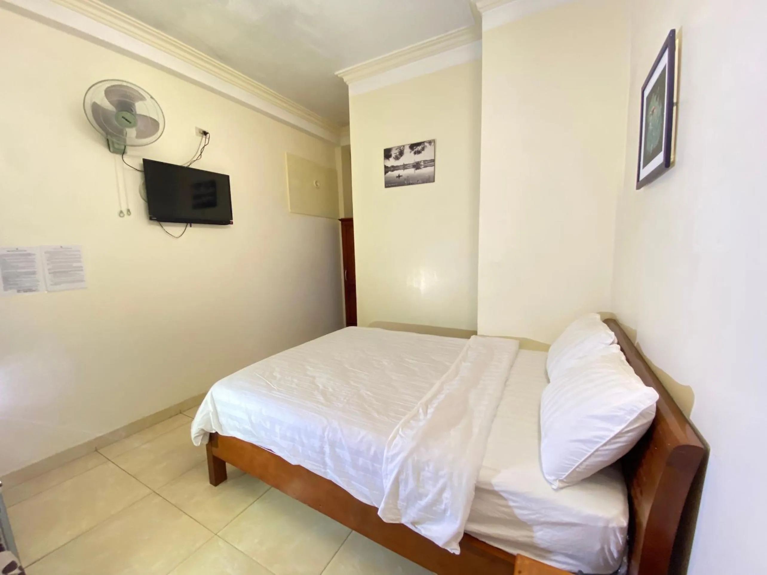 Bed in Tuyết Mai Hotel