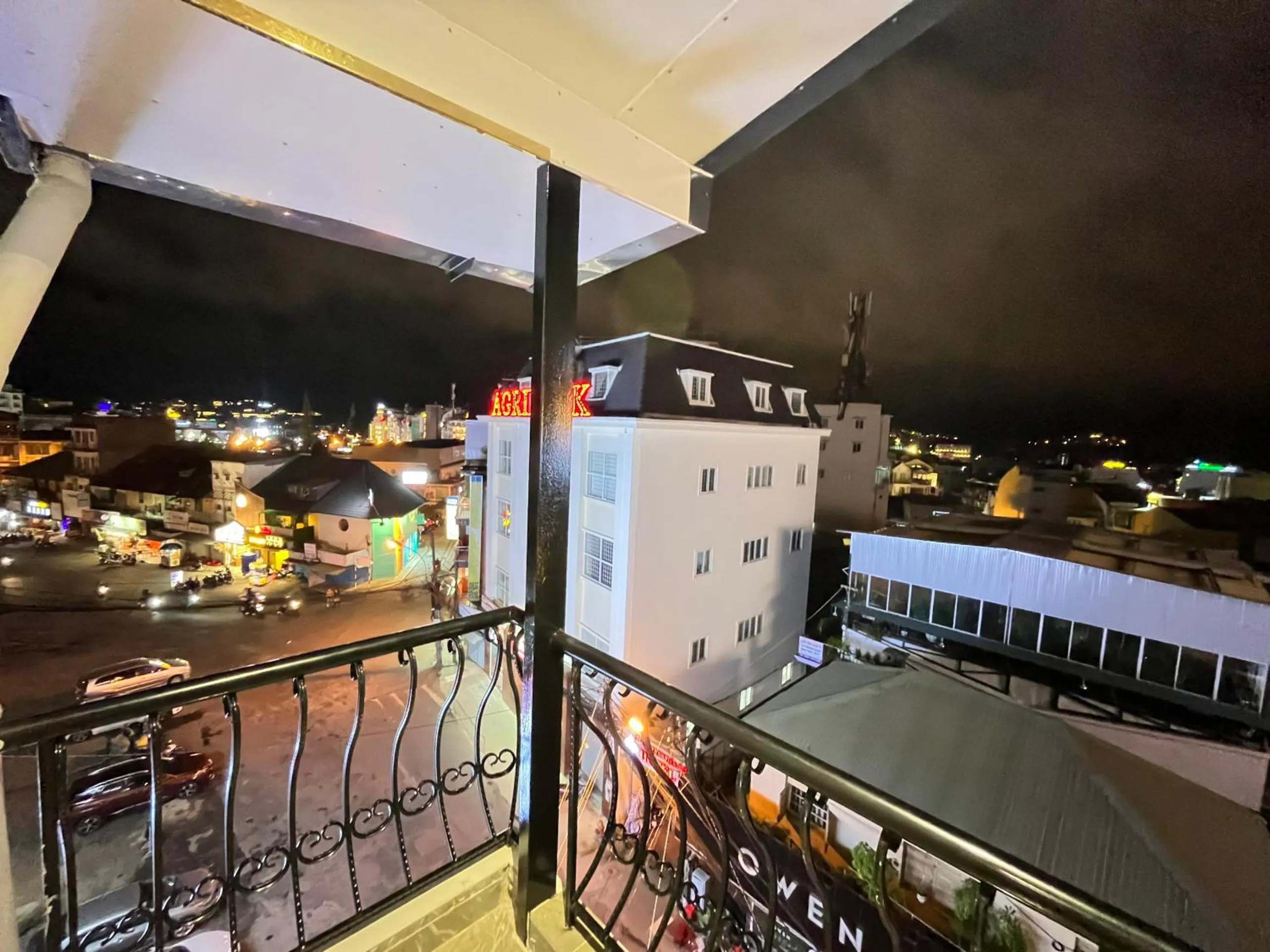 View (from property/room) in Tuyết Mai Hotel