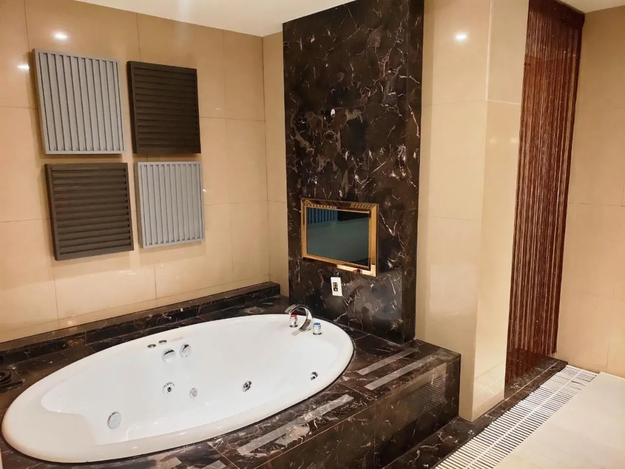 Bathroom in Discovery Motel - Nangang臺北市旅館349-2號