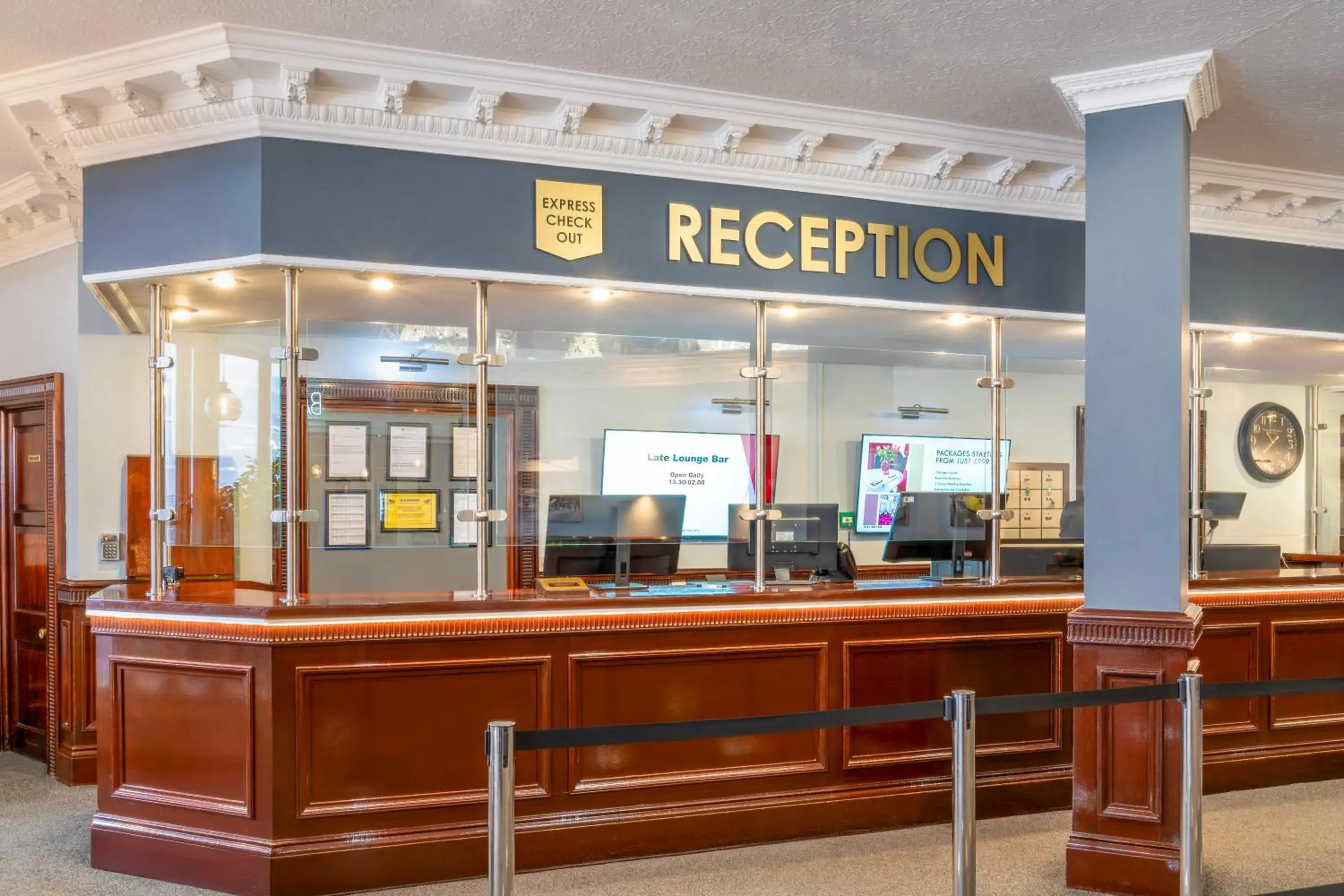 Lobby or reception in Sachas Hotel Manchester Lobby or reception in Sachas Hotel Manchester