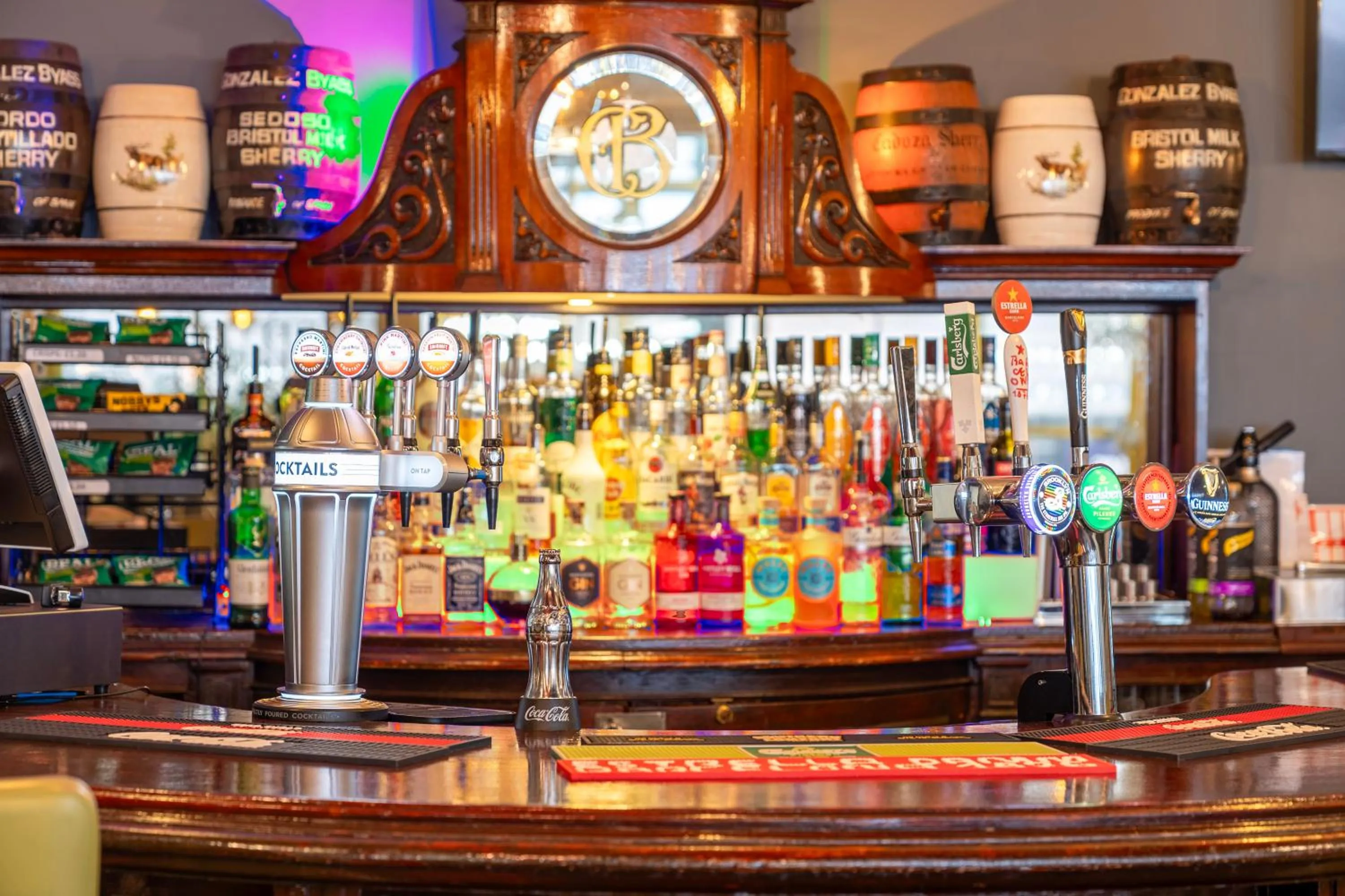 Lounge or bar in Sachas Hotel Manchester