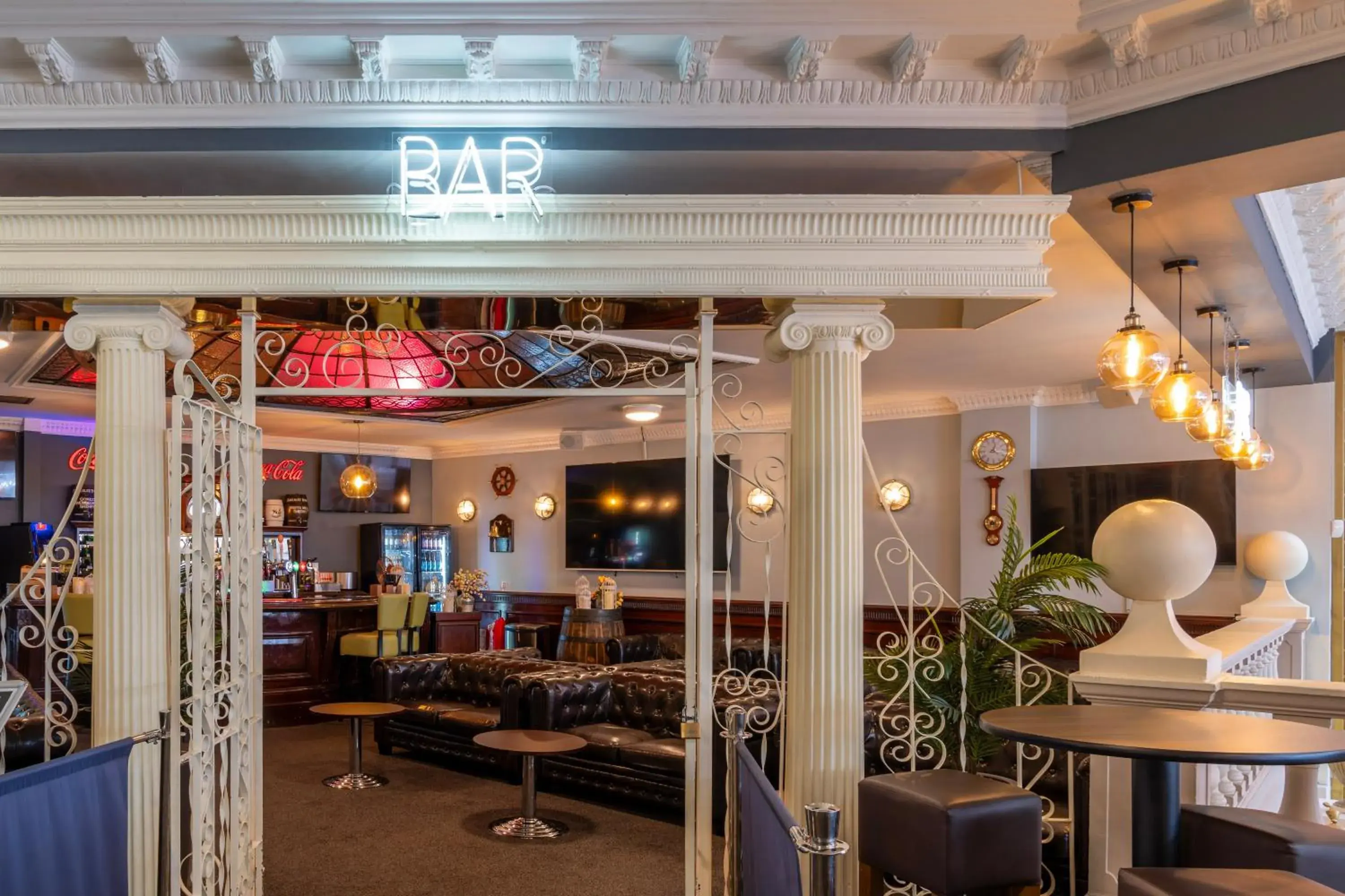 Lounge or bar in Sachas Hotel Manchester Lounge or bar in Sachas Hotel Manchester