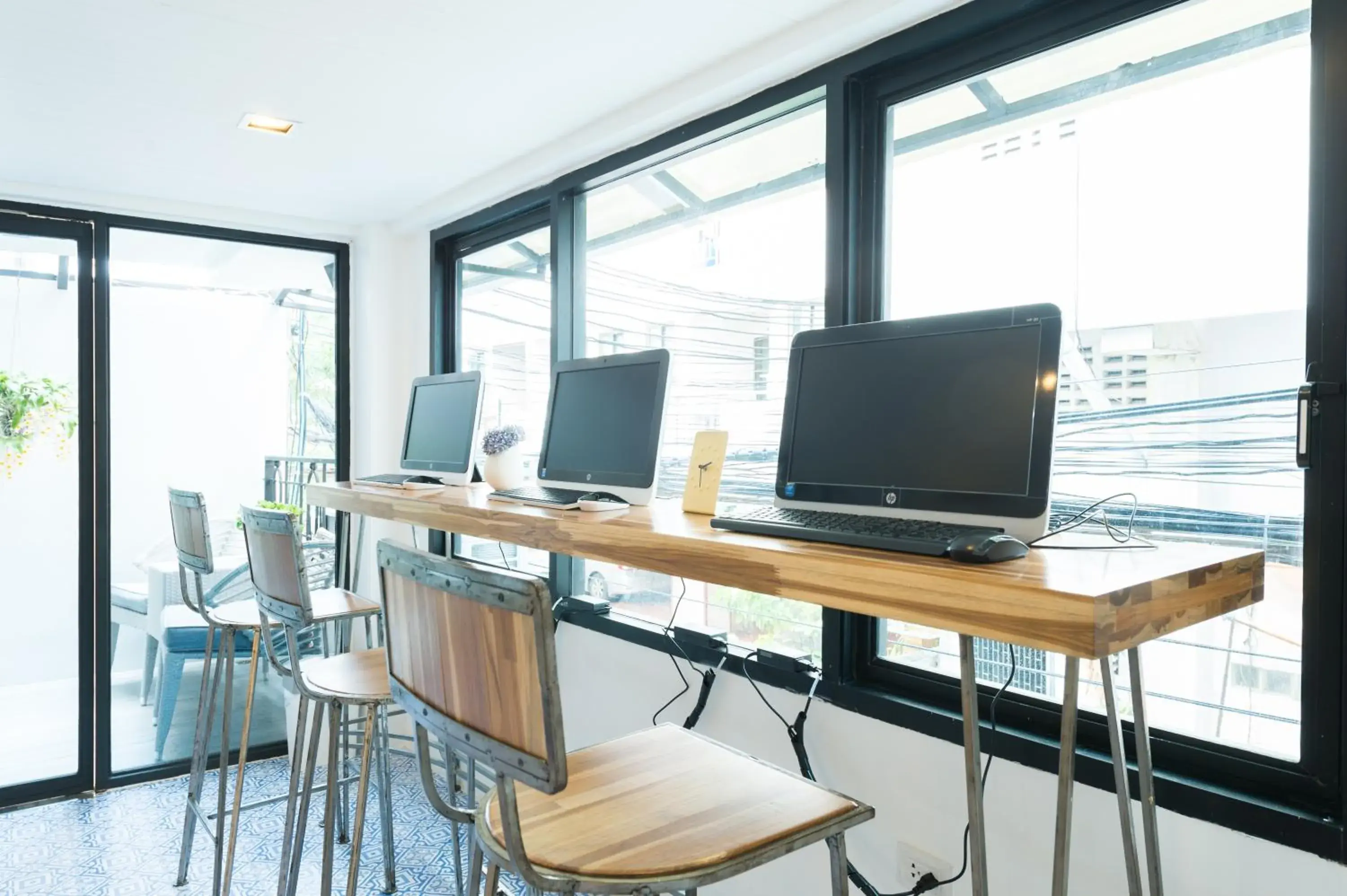 Property building in White Ivory Bed And Breakfast Property building in White Ivory Bed And Breakfast