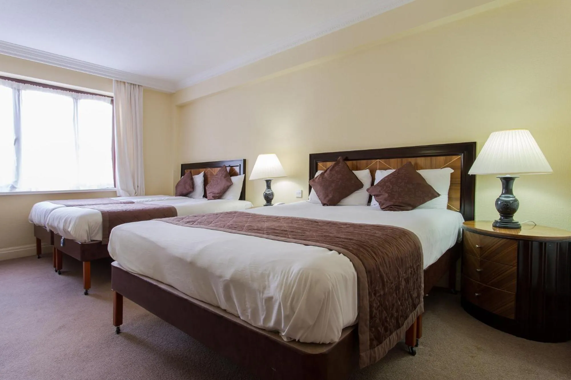 Bed in Britannia Country House Hotel & Spa