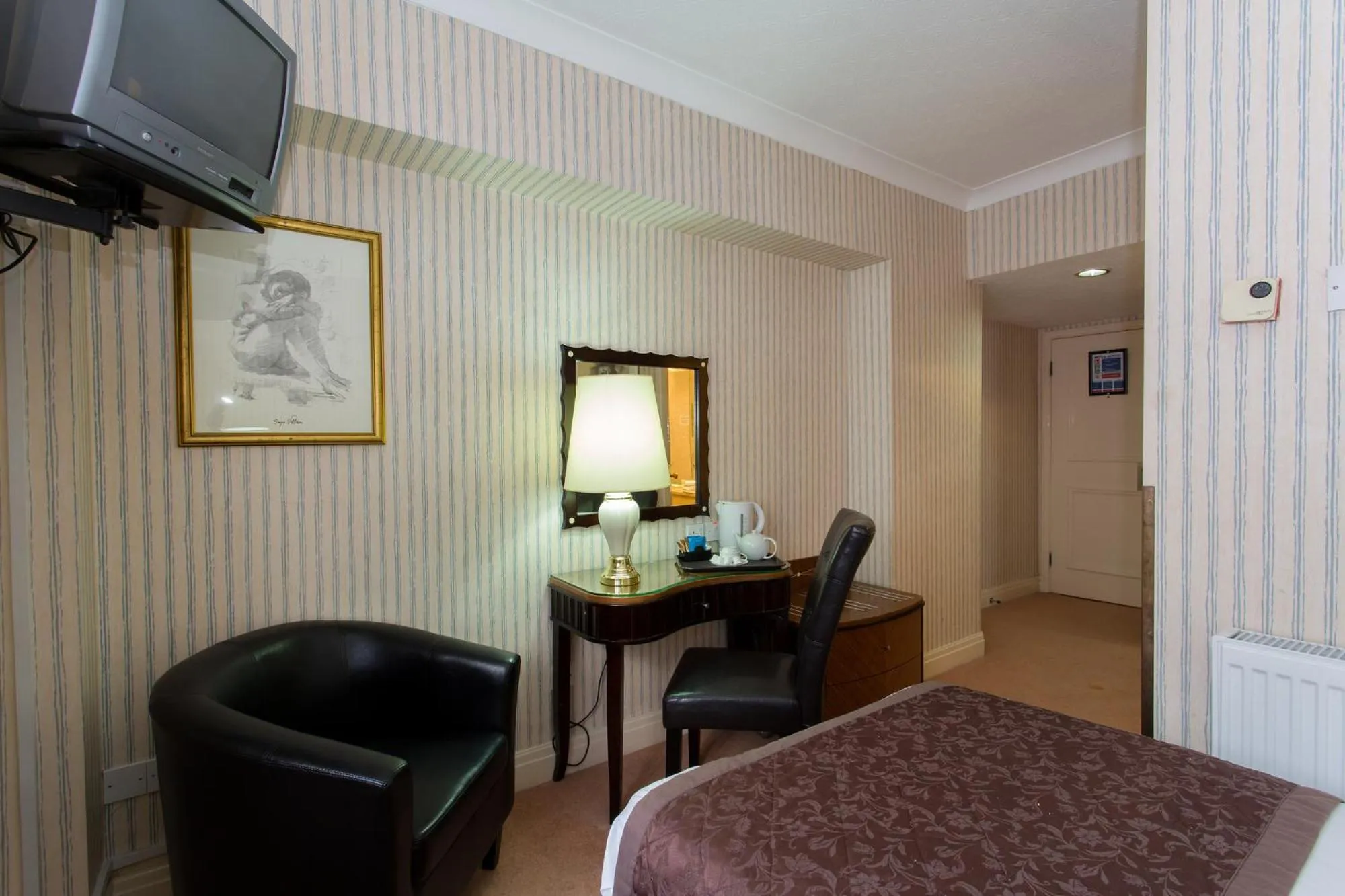 Bed in Britannia Country House Hotel & Spa