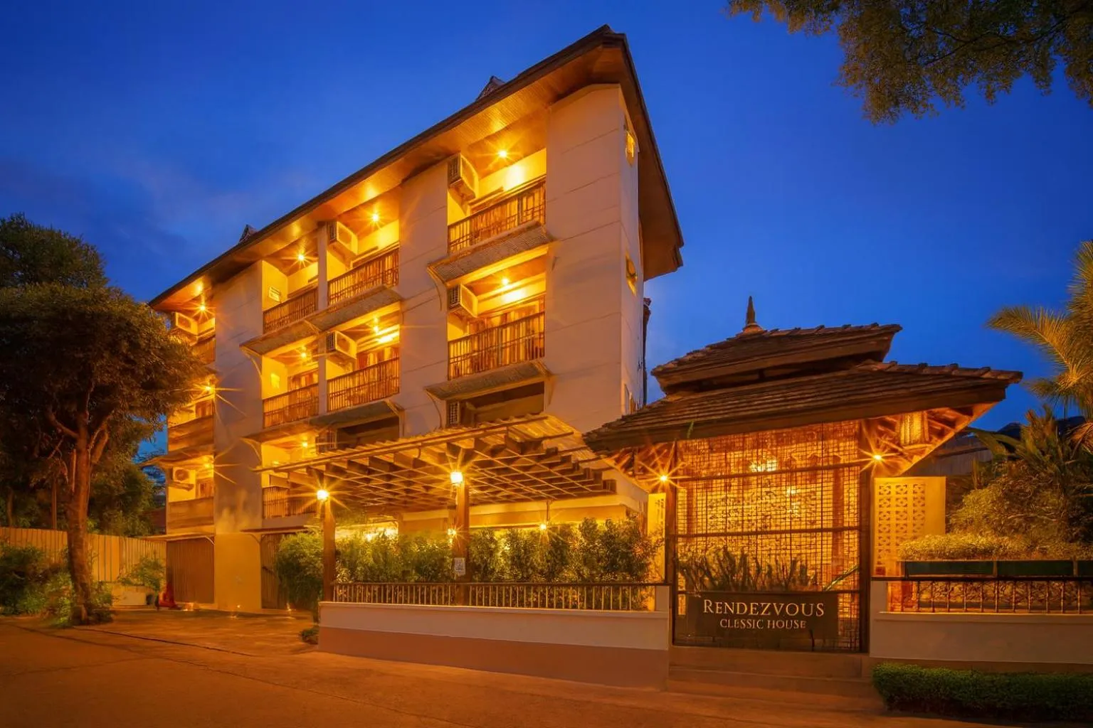 Property building in Rendezvous Classic House