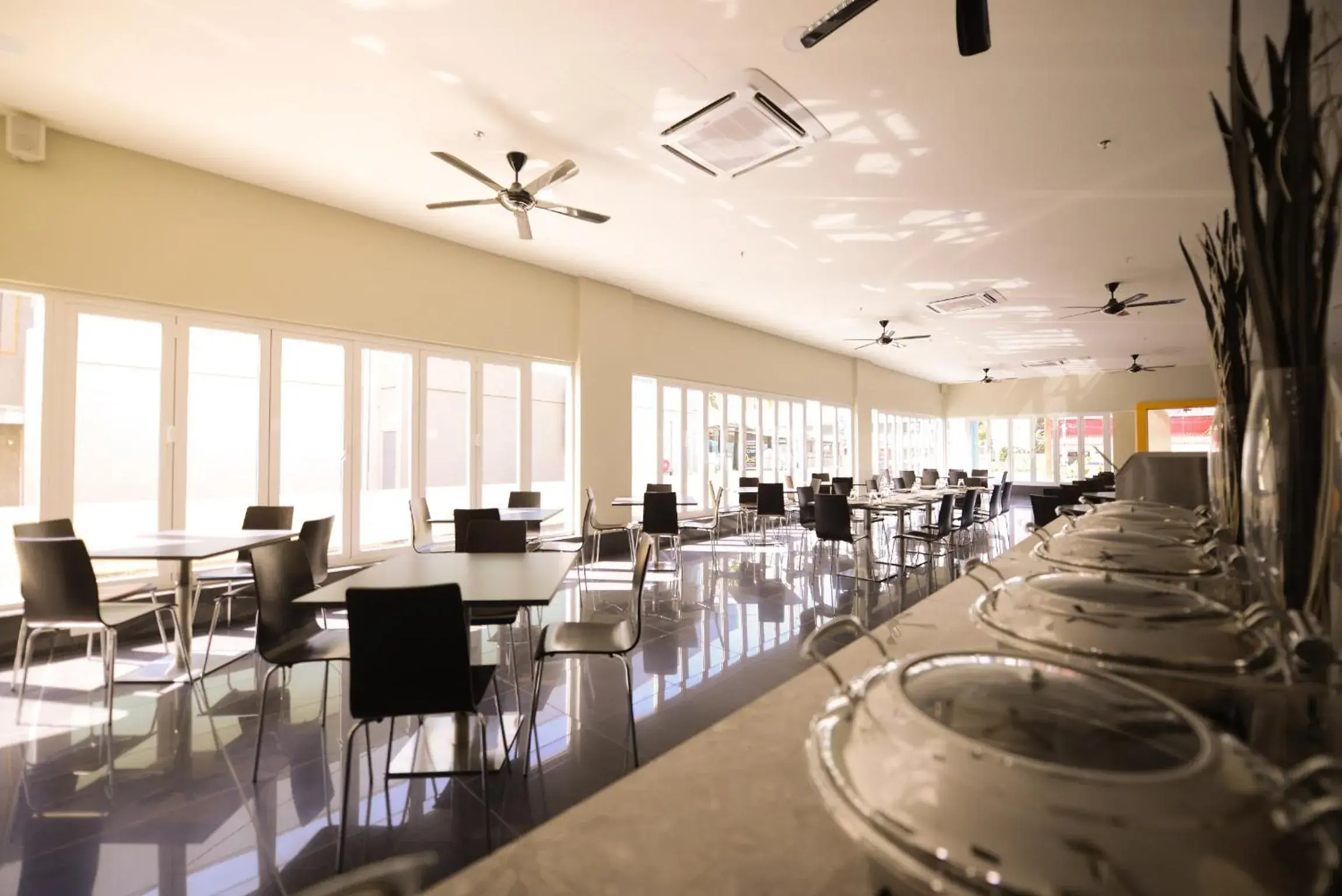 Restaurant/places to eat in Nadias Hotel Cenang Langkawi Restaurant/places to eat in Nadias Hotel Cenang Langkawi