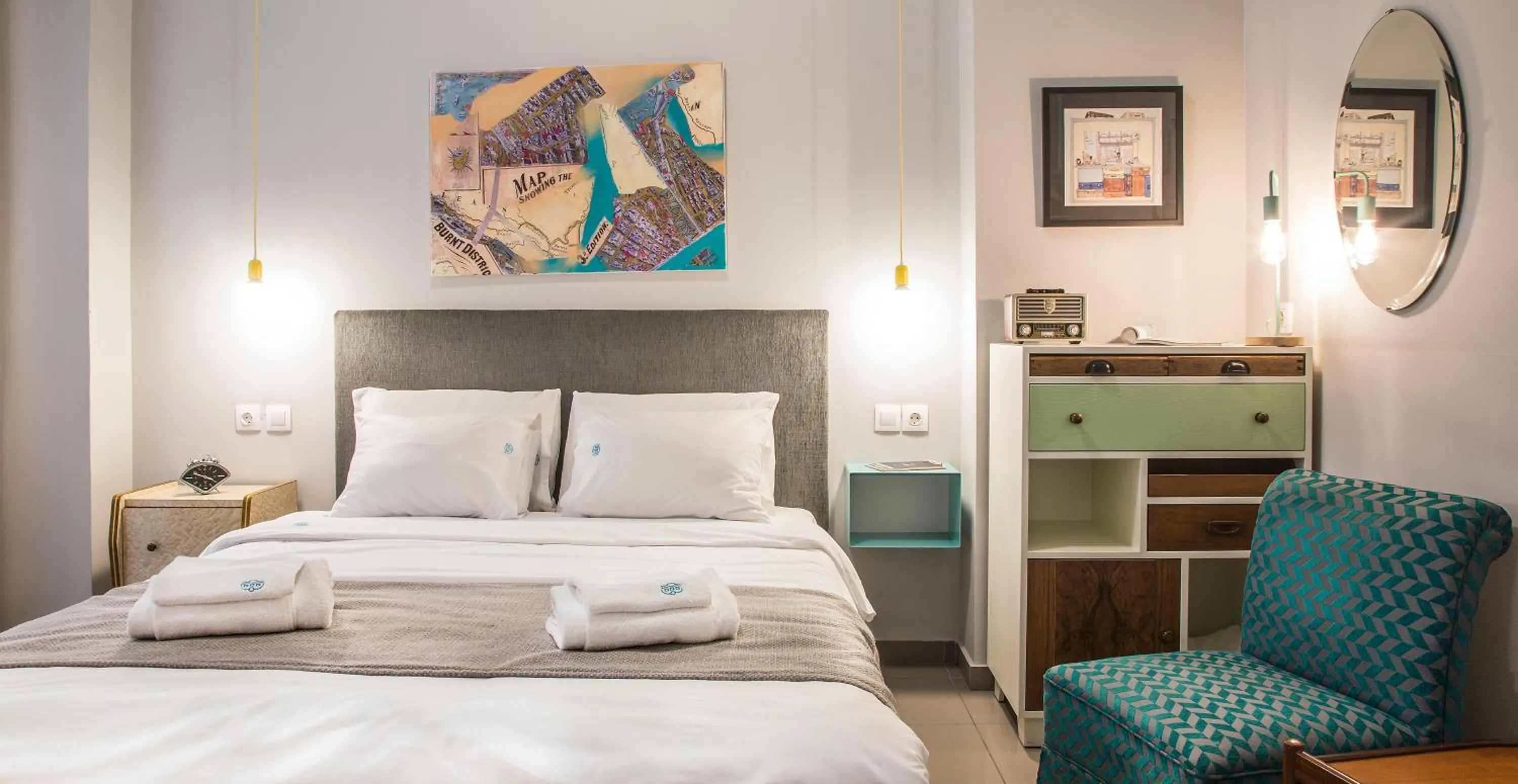 Photo of the whole room, Bed in The Caravan