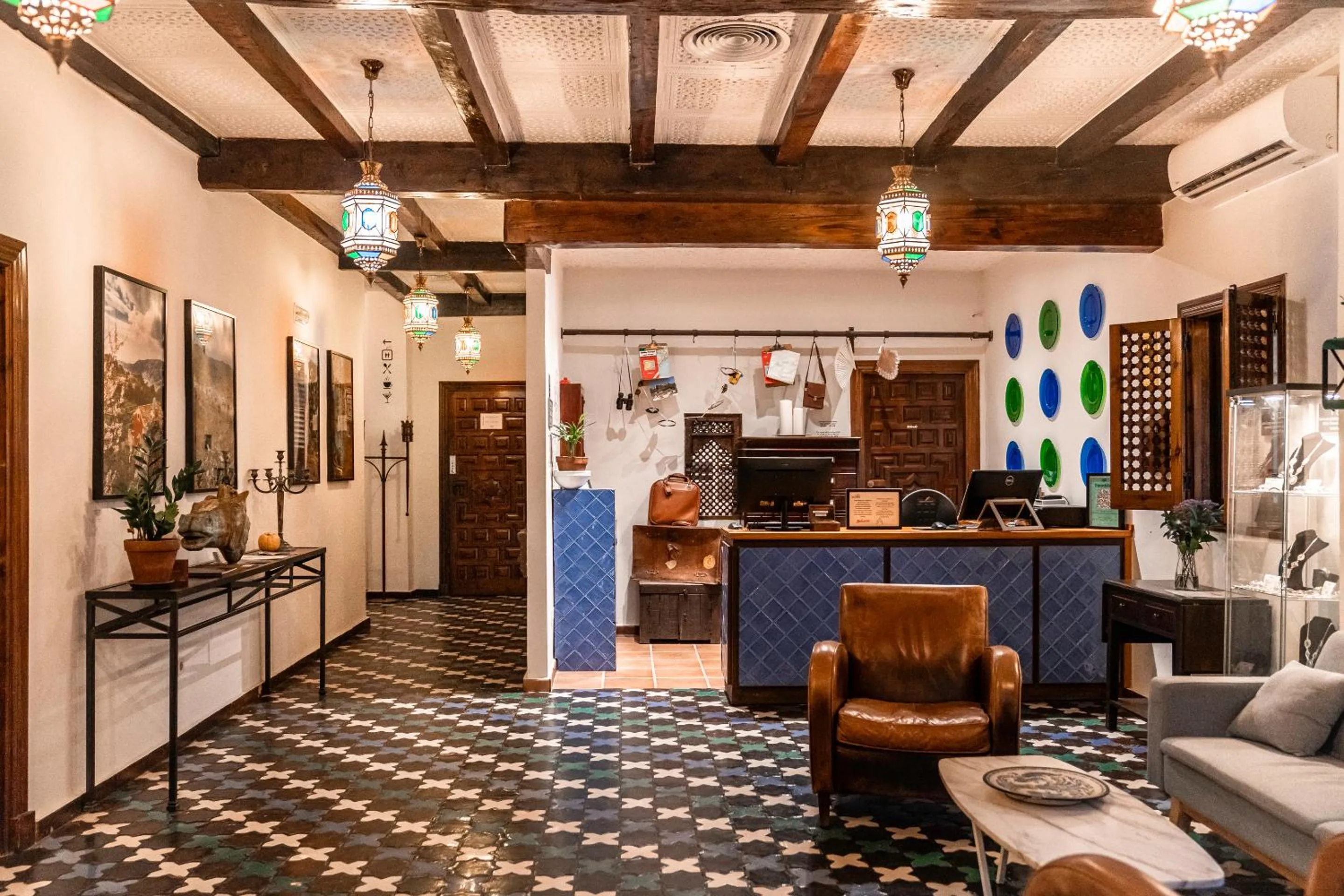 Lobby or reception in Hotel Castillo de Monda
