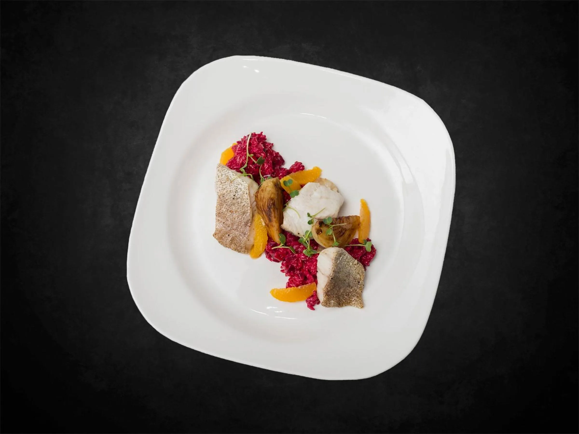 Restaurant/places to eat in Crowne Plaza Limassol by IHG