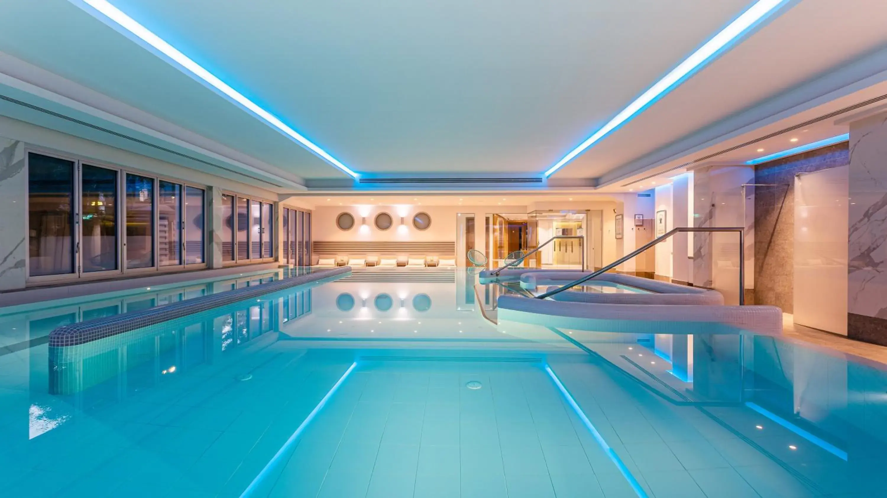 Swimming pool in Crowne Plaza Limassol by IHG Swimming pool in Crowne Plaza Limassol by IHG