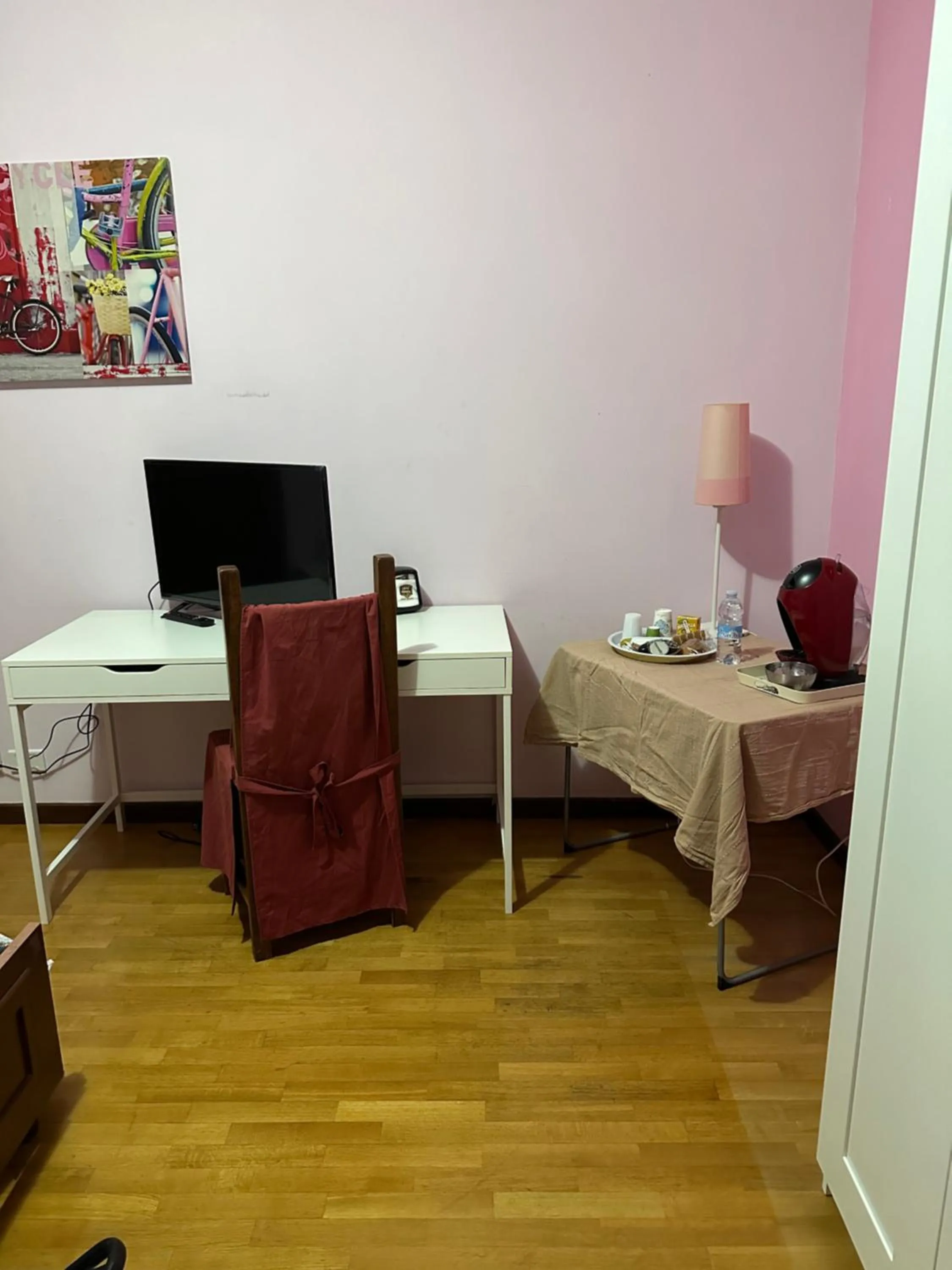 Bedroom in La Maison Blanche