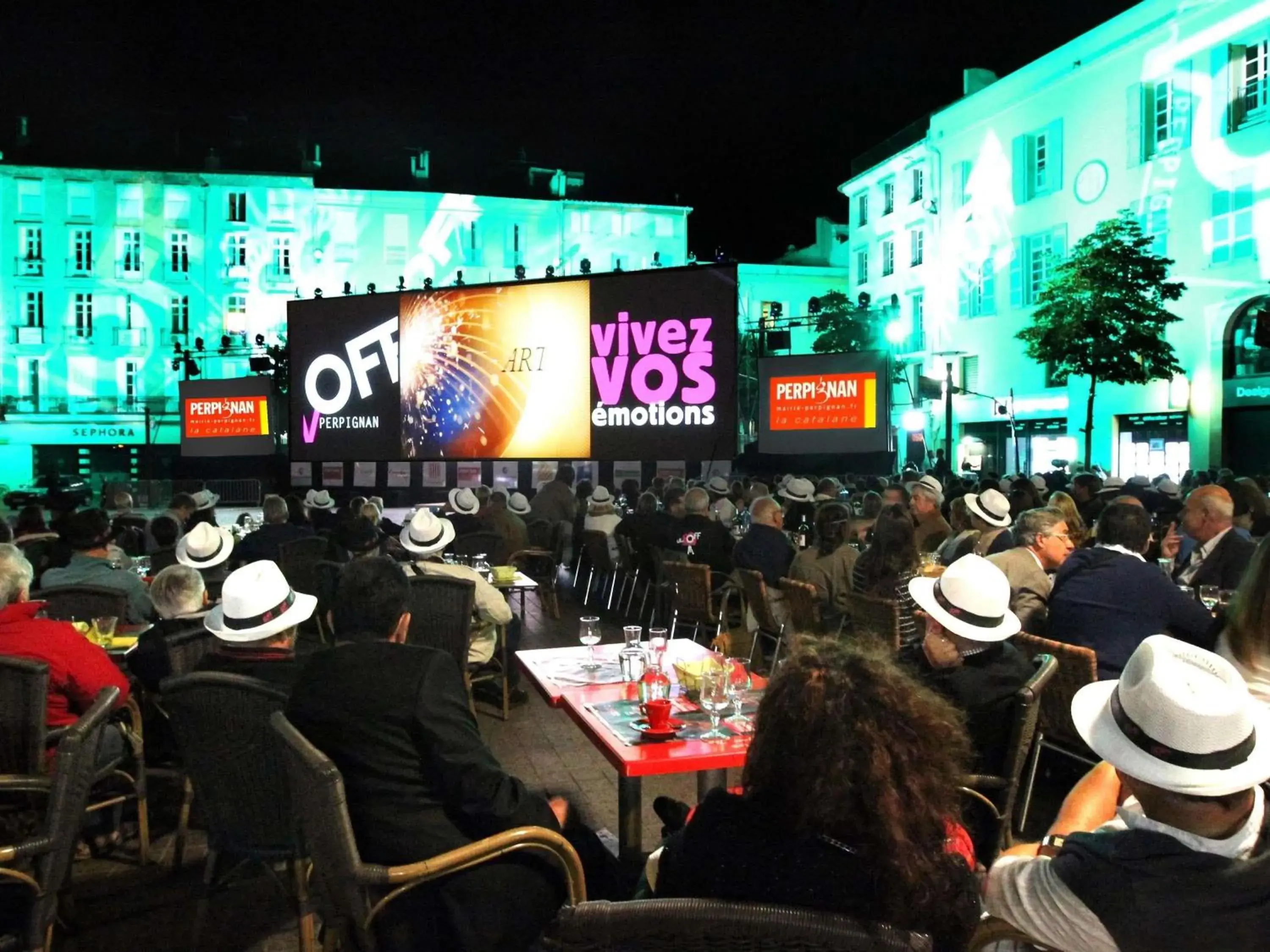 Property building in HotelF1 Perpignan Sud Property building in HotelF1 Perpignan Sud