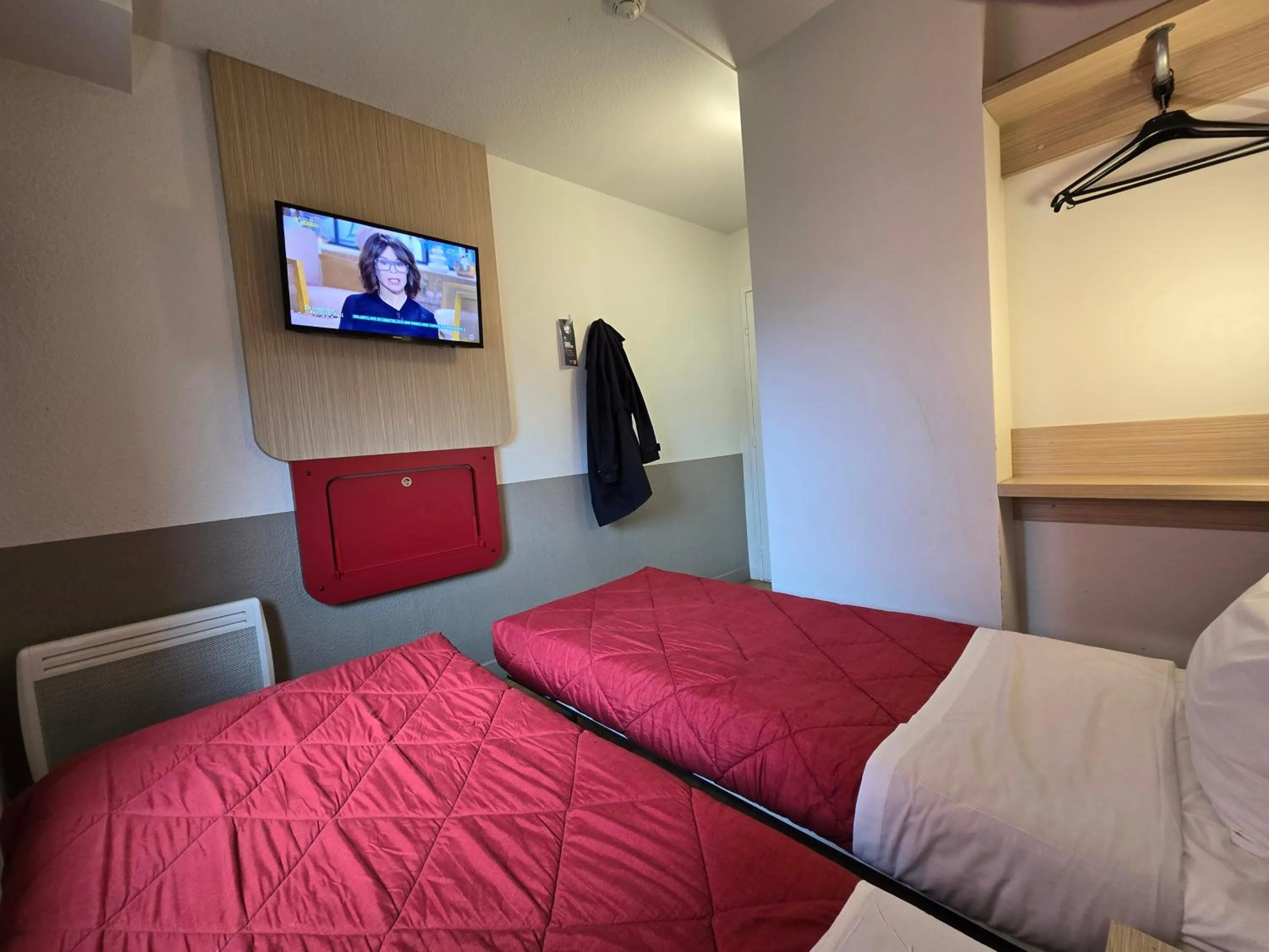 Bed in Premiere Classe Angers Est - St Barthelemy D'Anjou