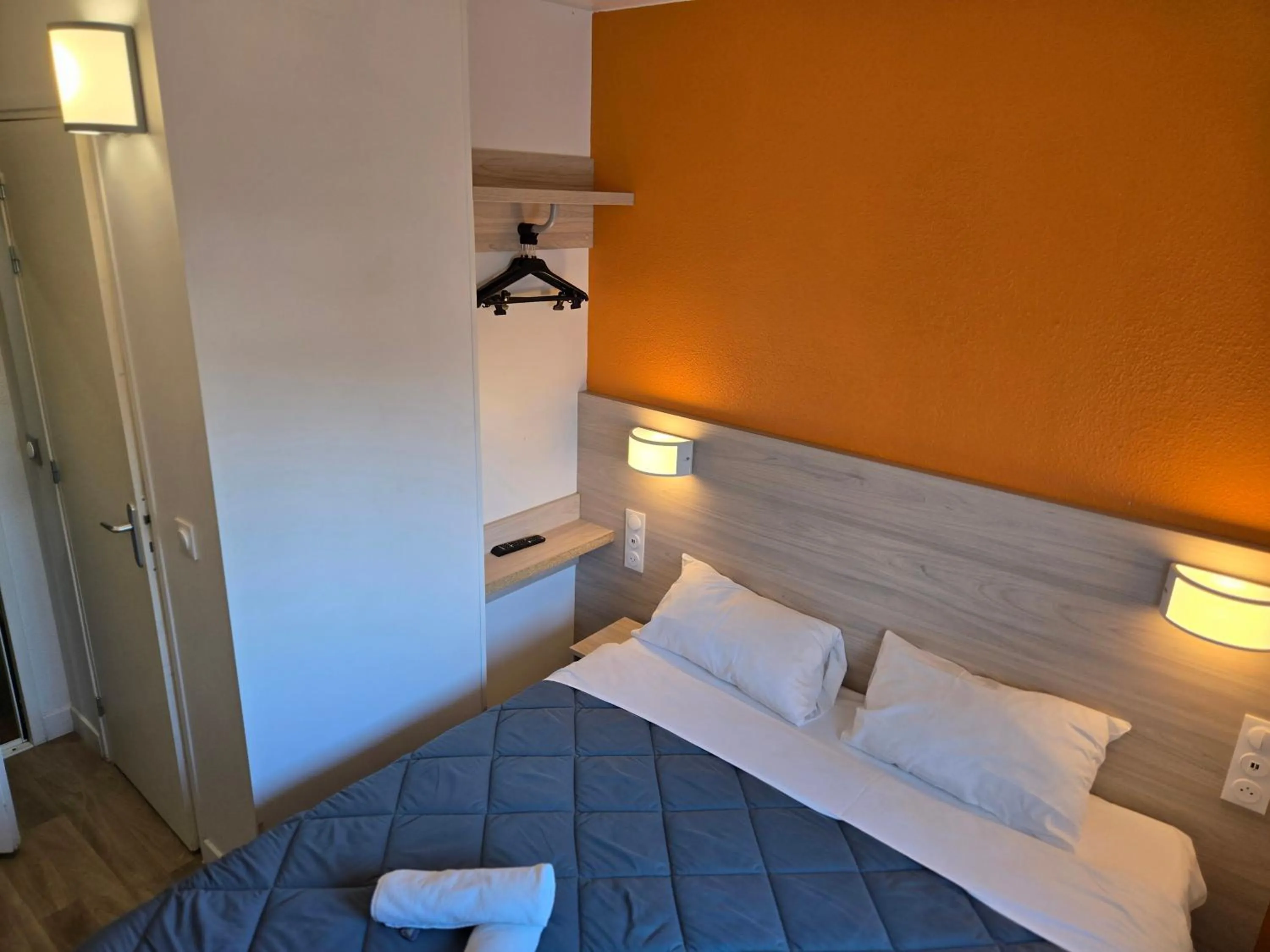 Bed in Premiere Classe Angers Est - St Barthelemy D'Anjou