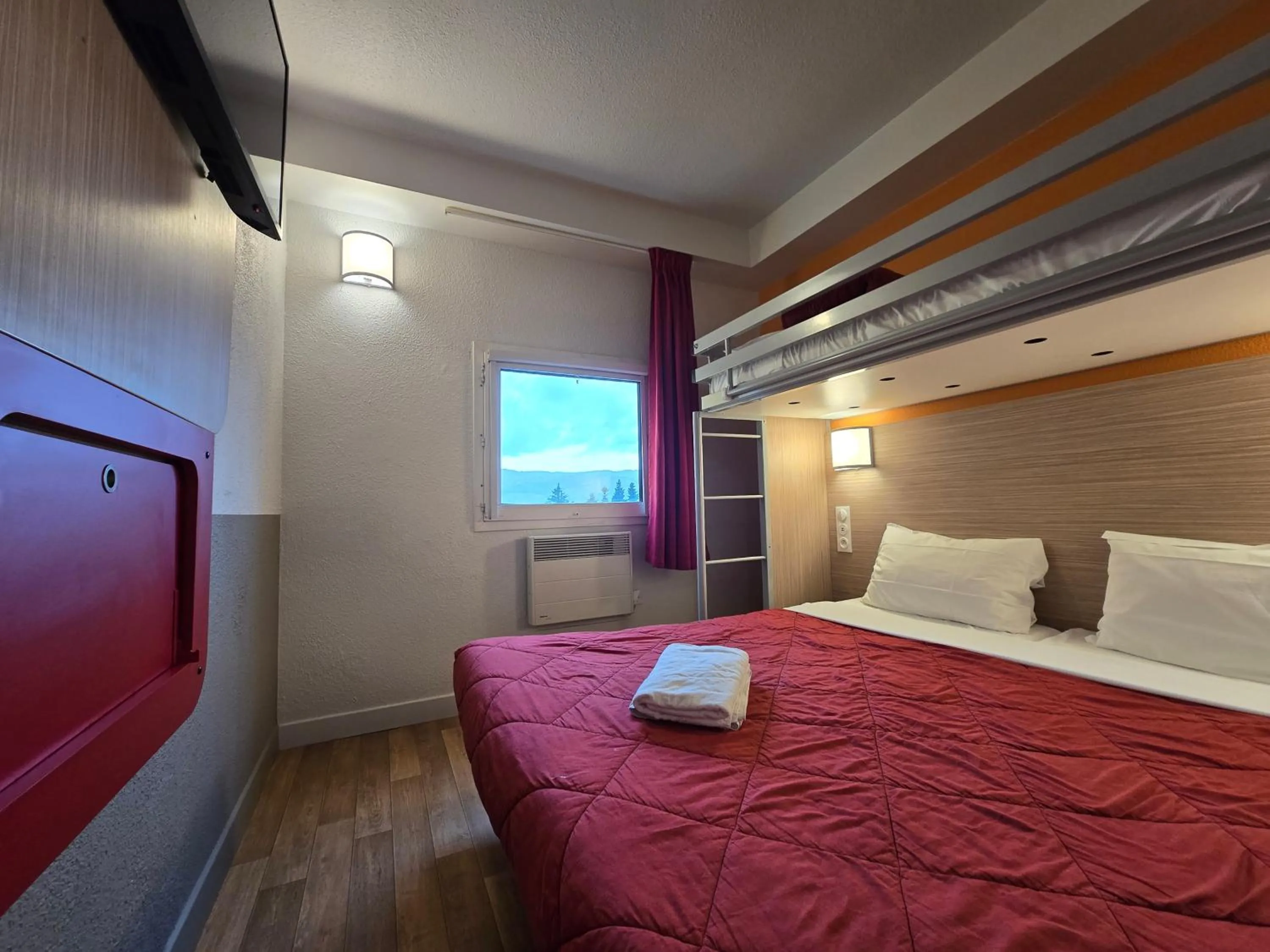 Bed in Premiere Classe Angers Est - St Barthelemy D'Anjou