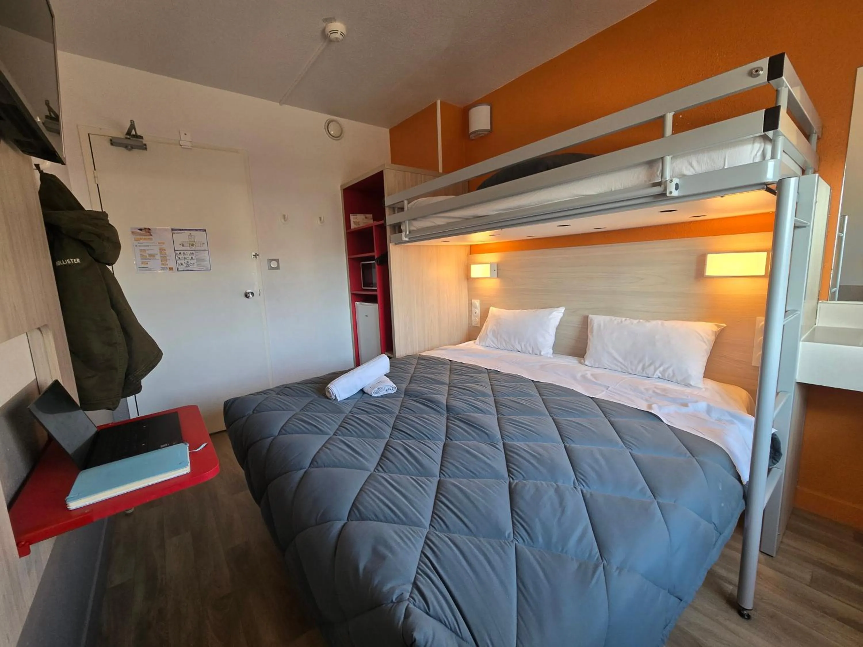 Bed in Premiere Classe Angers Est - St Barthelemy D'Anjou