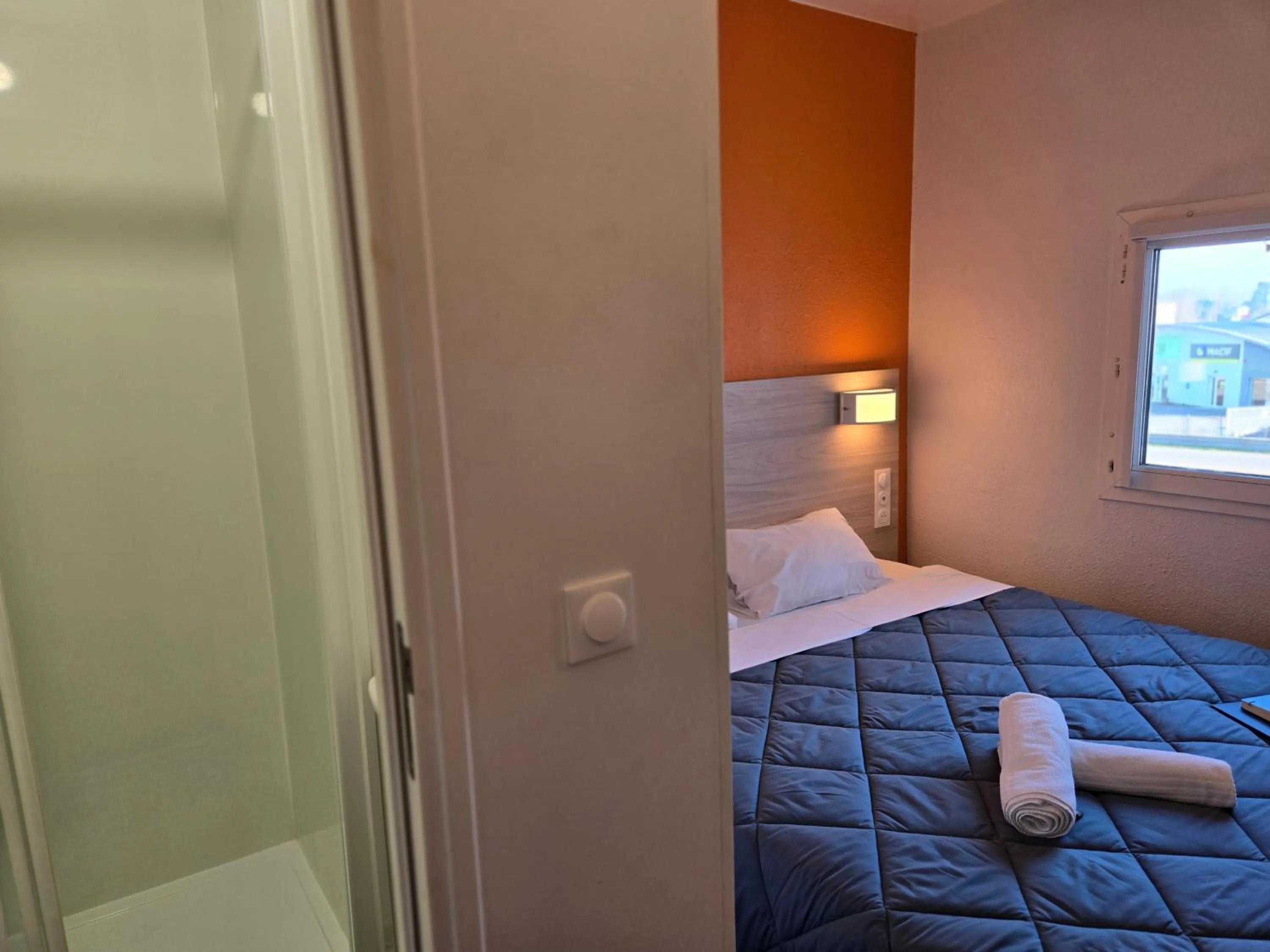 Bed in Premiere Classe Angers Est - St Barthelemy D'Anjou