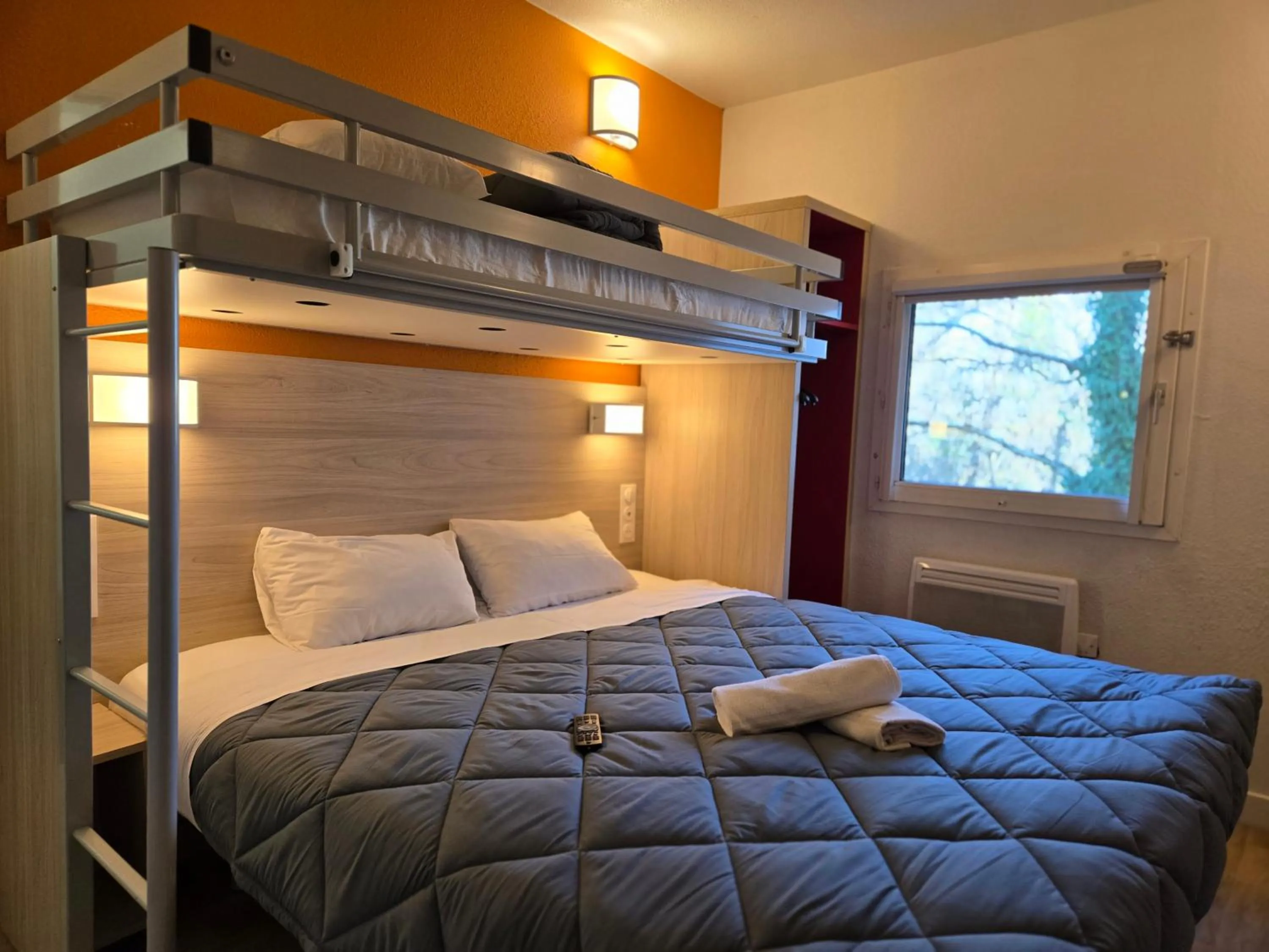 Bed in Premiere Classe Valence - Bourg Les Valence