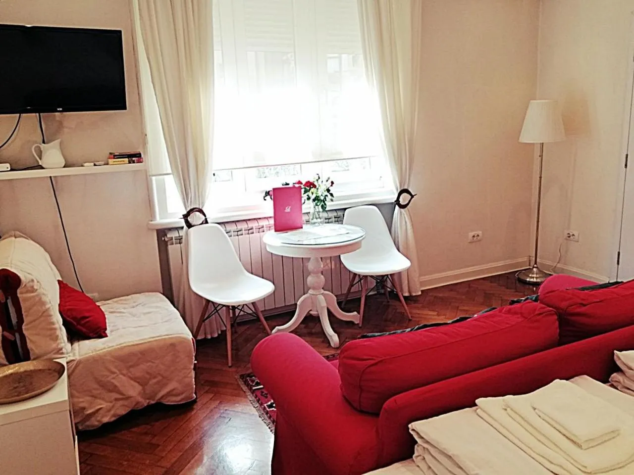 TV and multimedia, Bed in Belle Apartments - Obilicev Venac