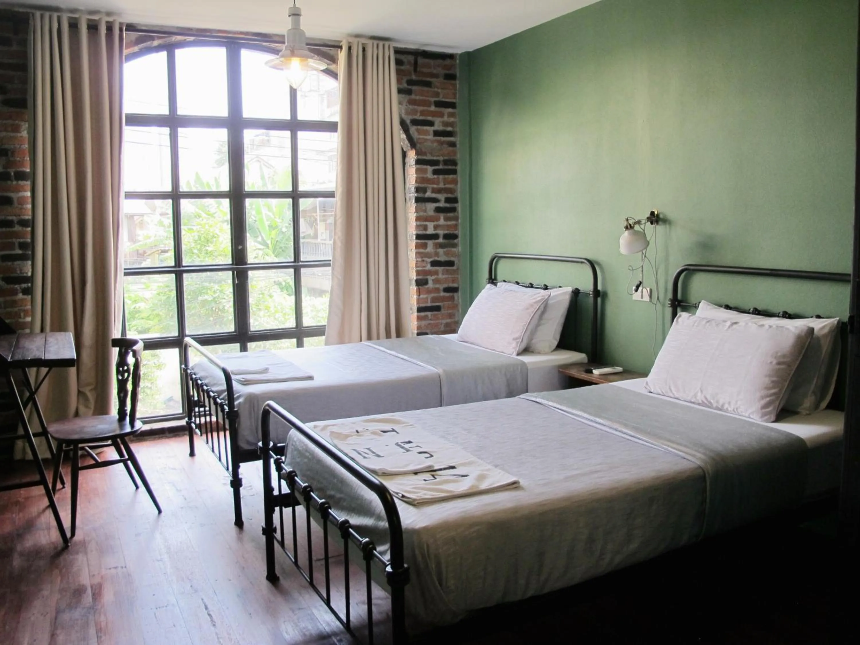 Bedroom, Bed in J No.14