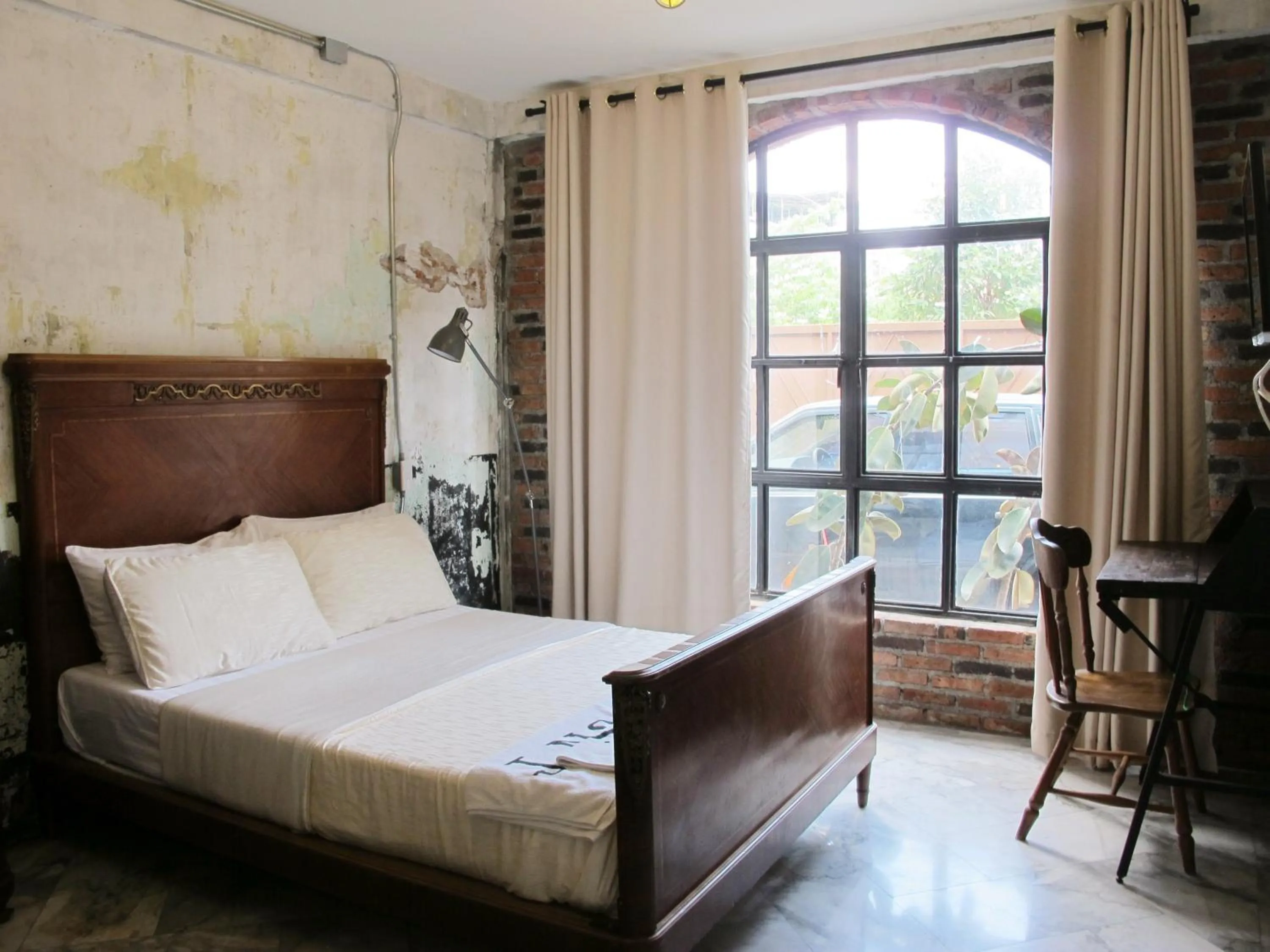 Bedroom, Bed in J No.14